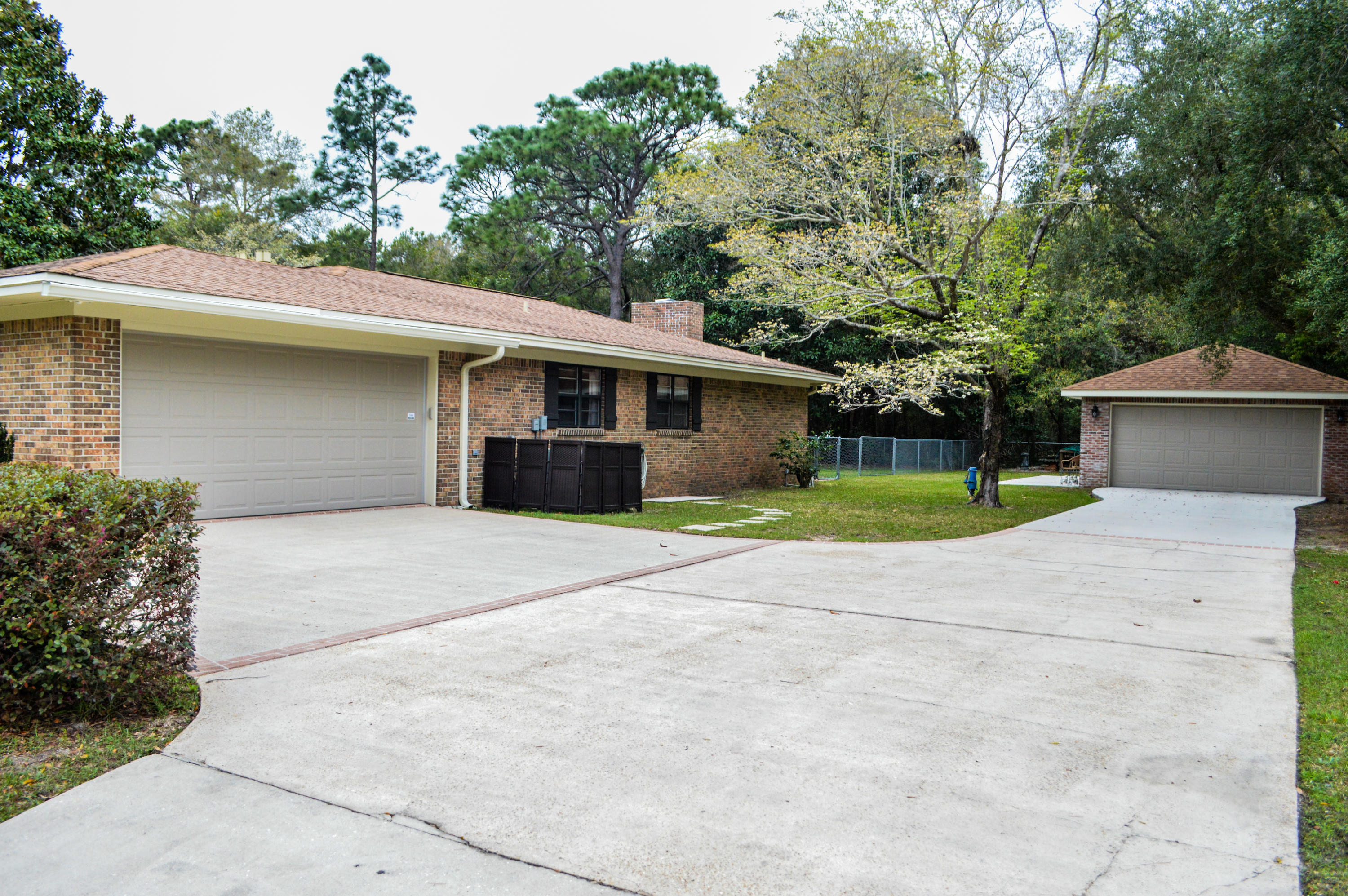 LONGWOOD S/D 2ND ADDN - Residential