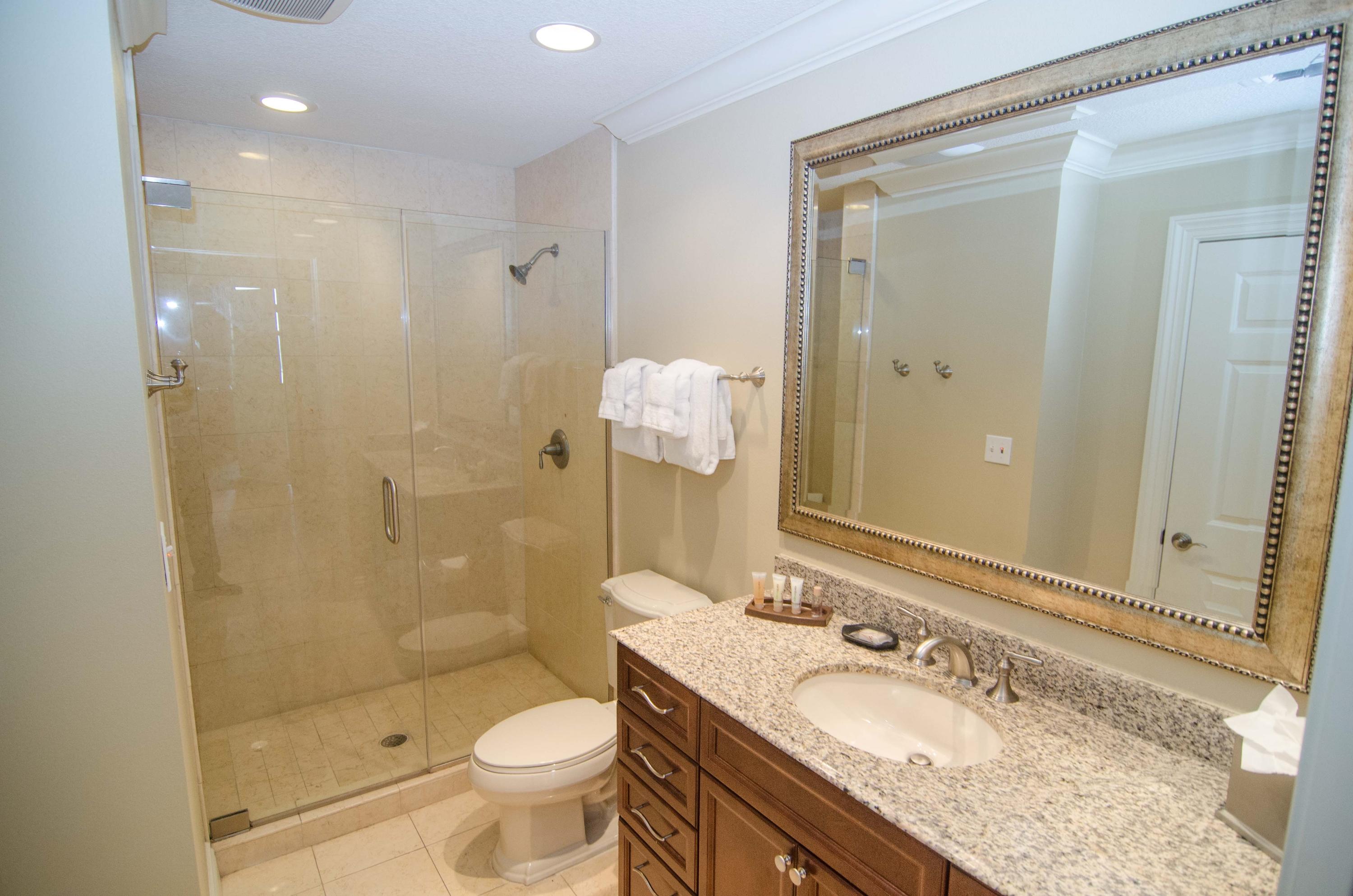 EMERALD GRANDE - Residential