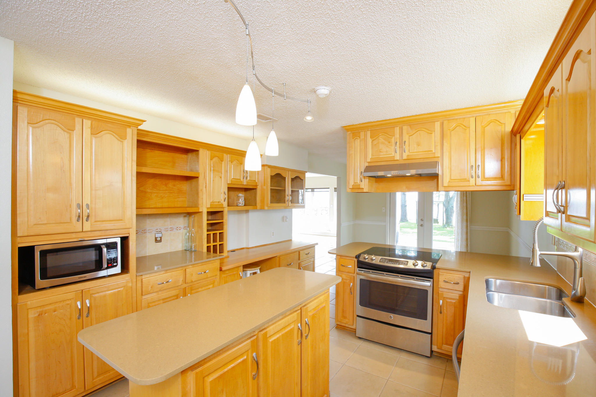 BAY FOREST - Residential