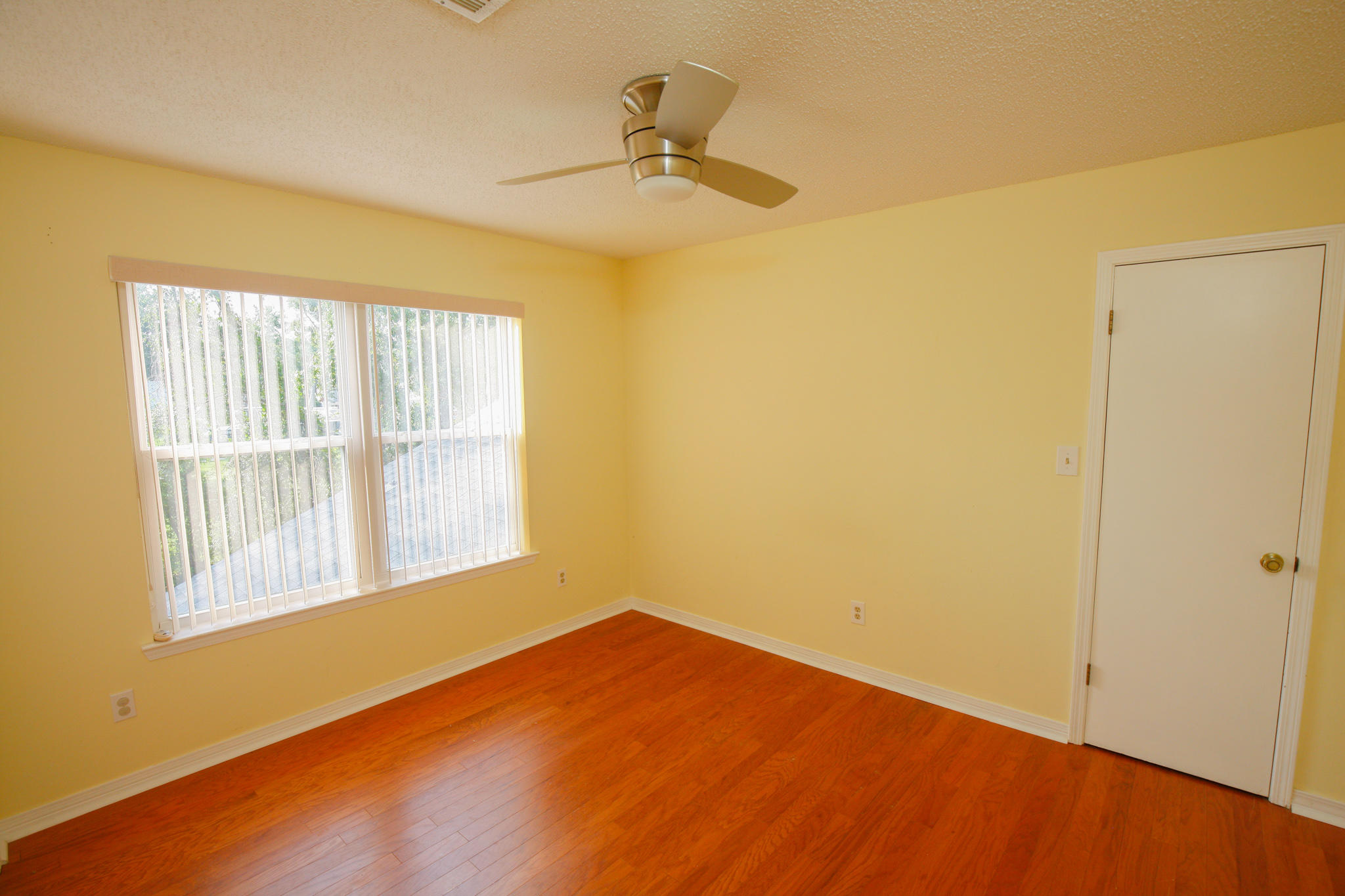 BAY FOREST - Residential