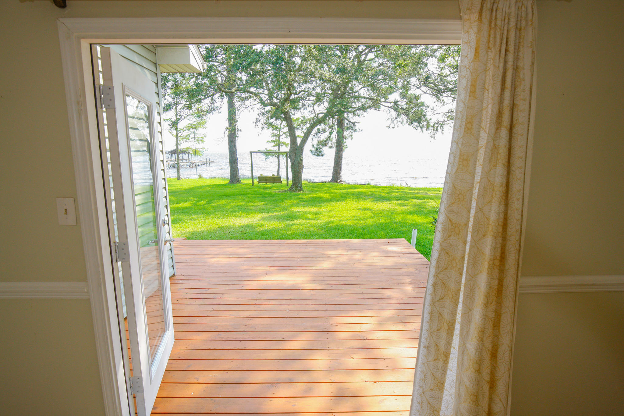 BAY FOREST - Residential