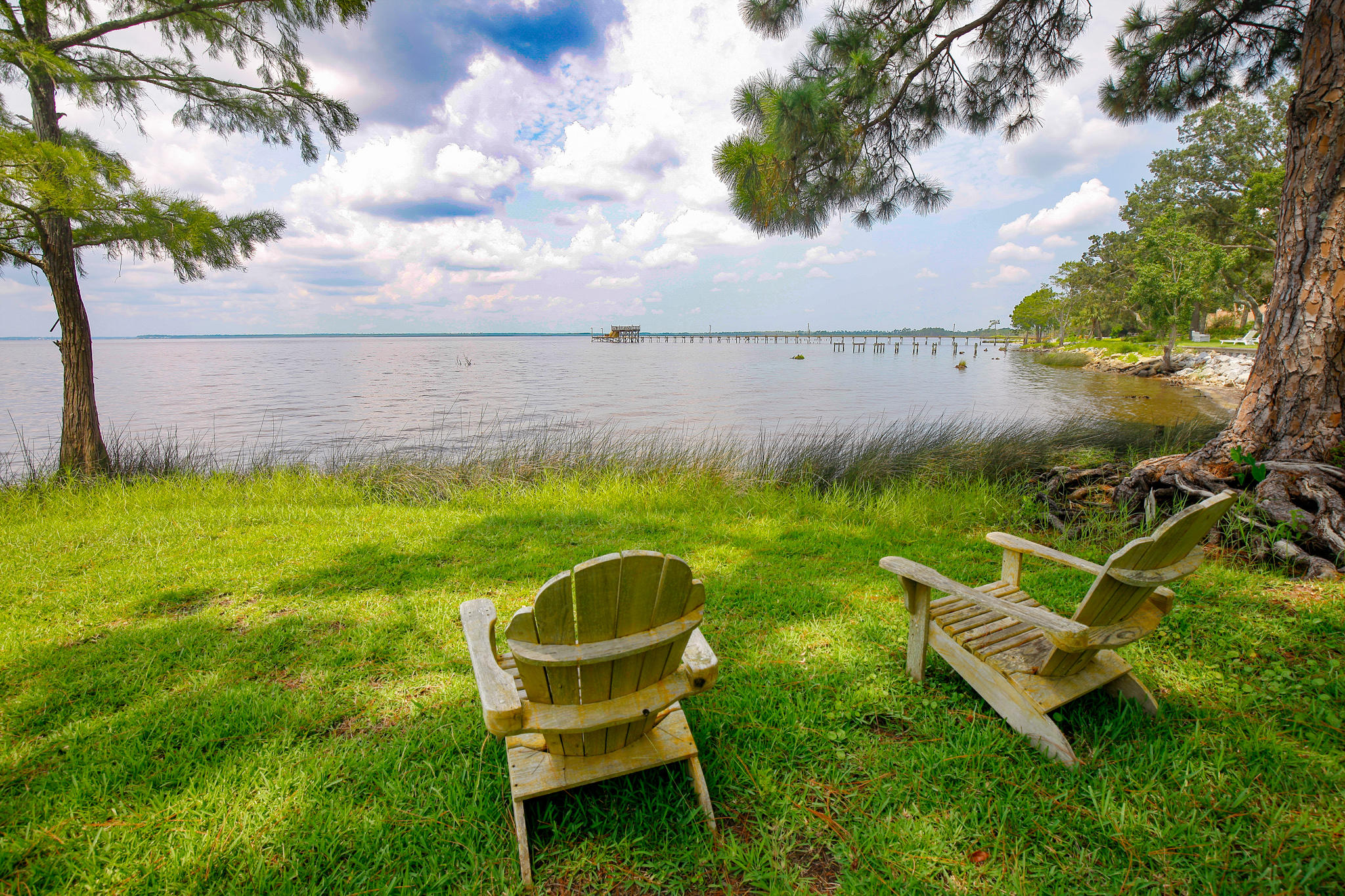BAY FOREST - Residential