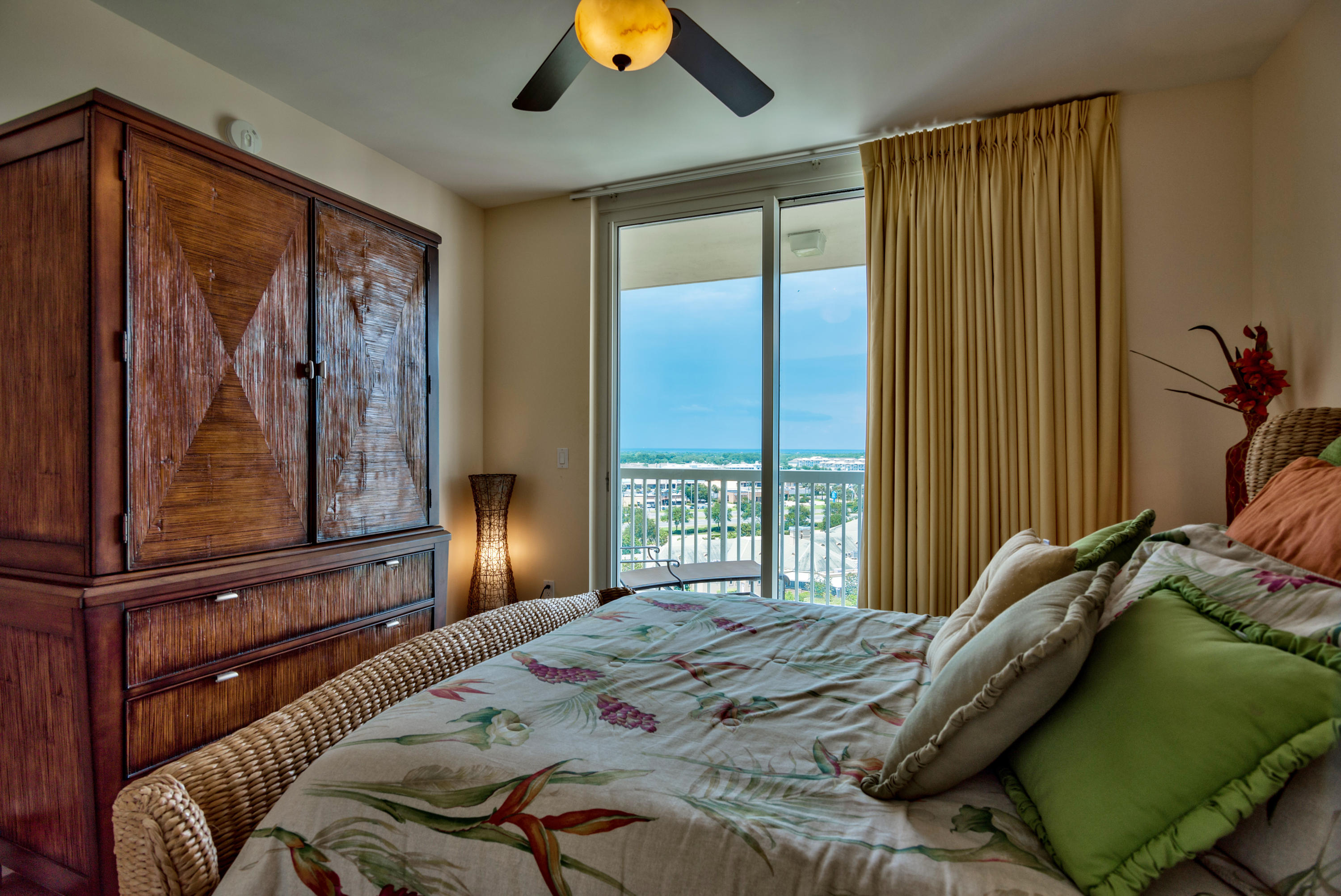 ST. LUCIA AT SILVER SHELLS - Residential