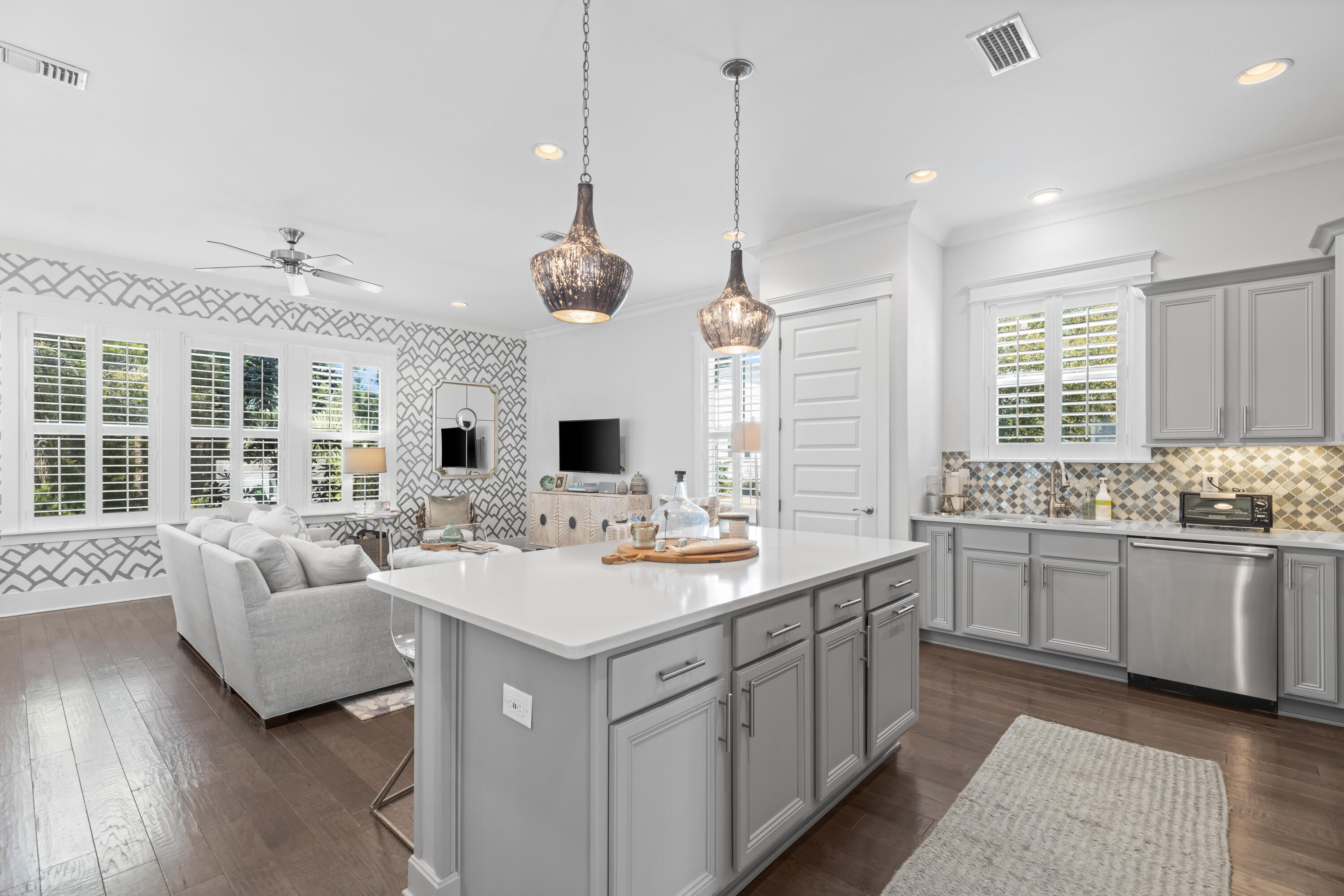 HIGHLAND PARKS - Residential