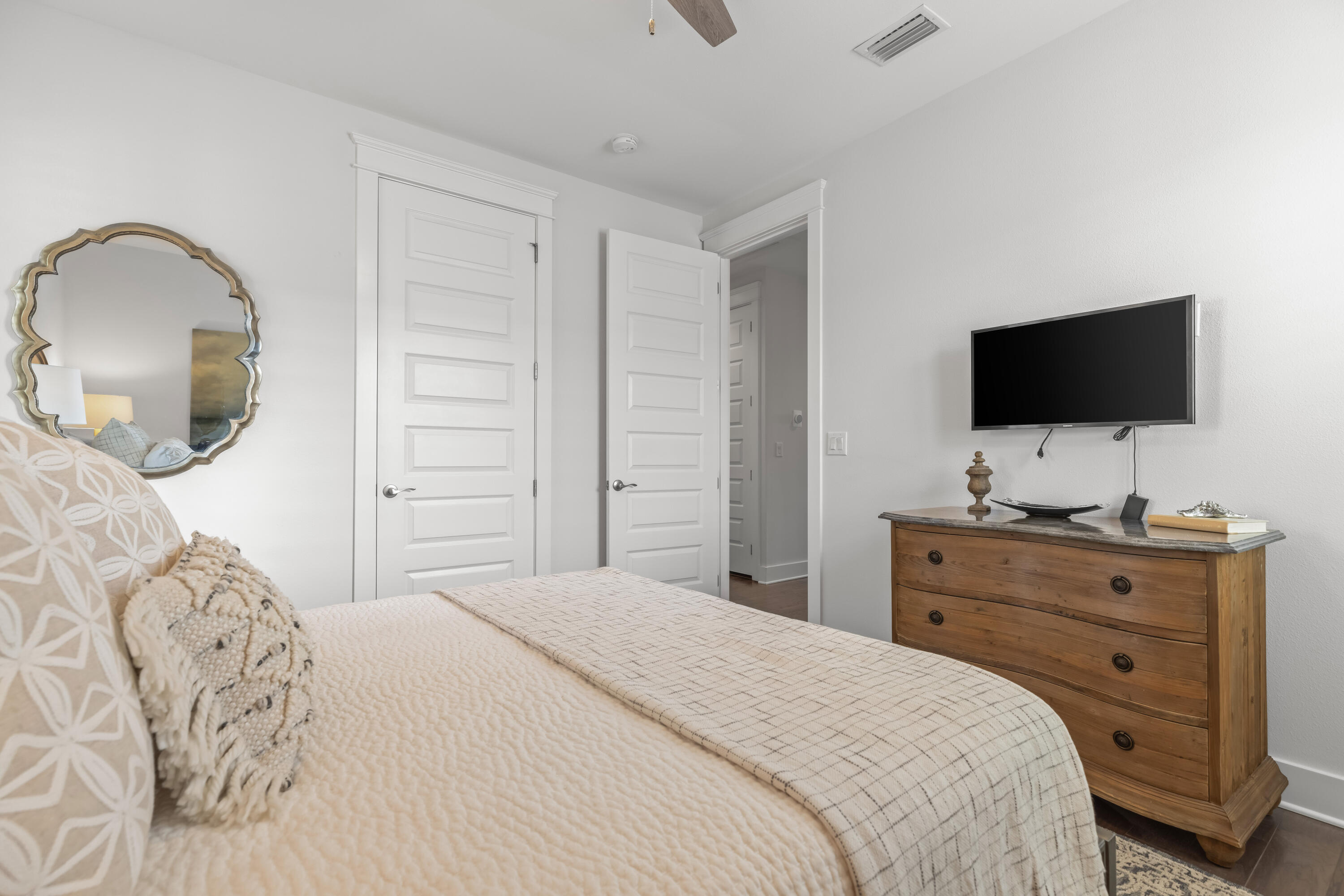 HIGHLAND PARKS - Residential