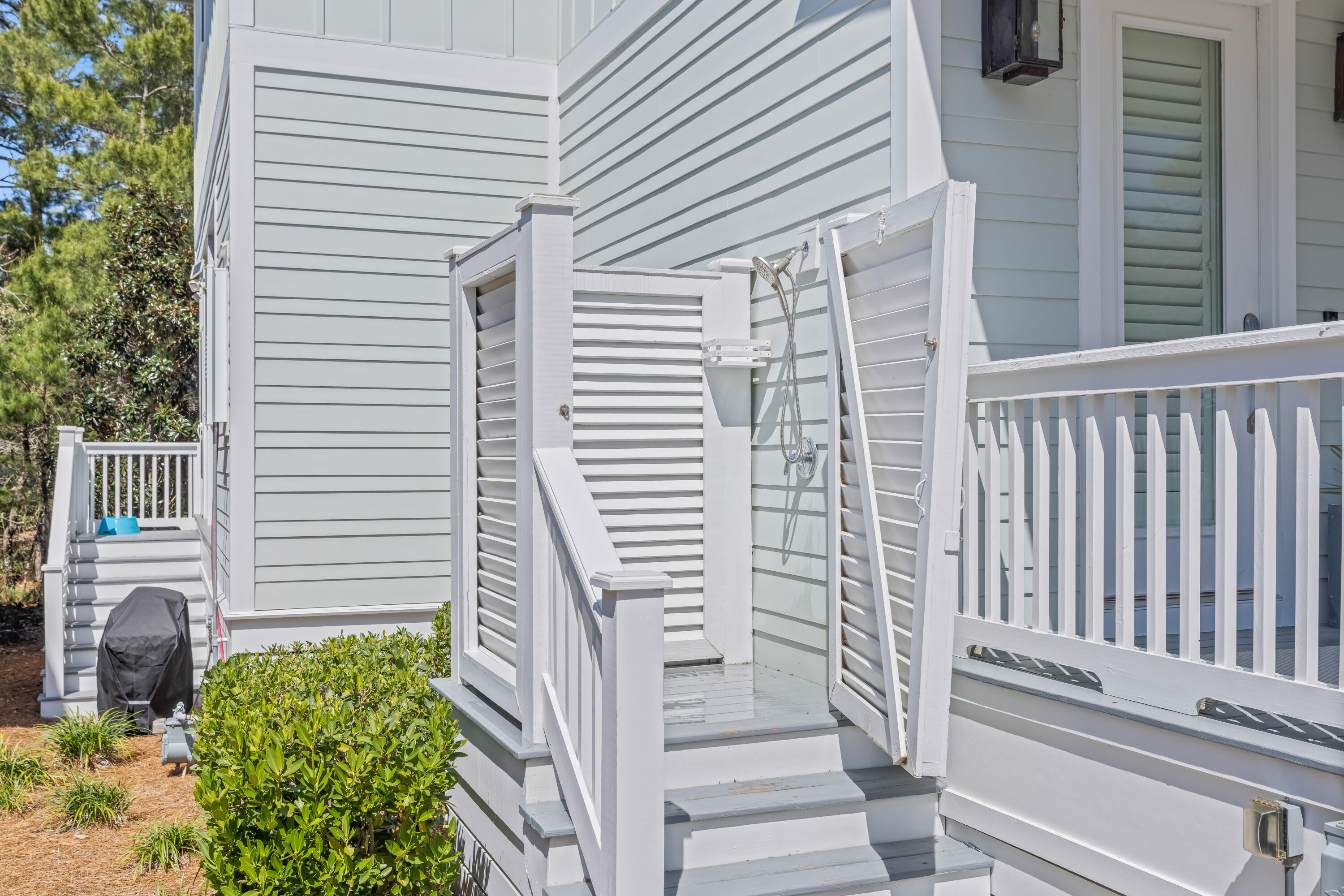 HIGHLAND PARKS - Residential