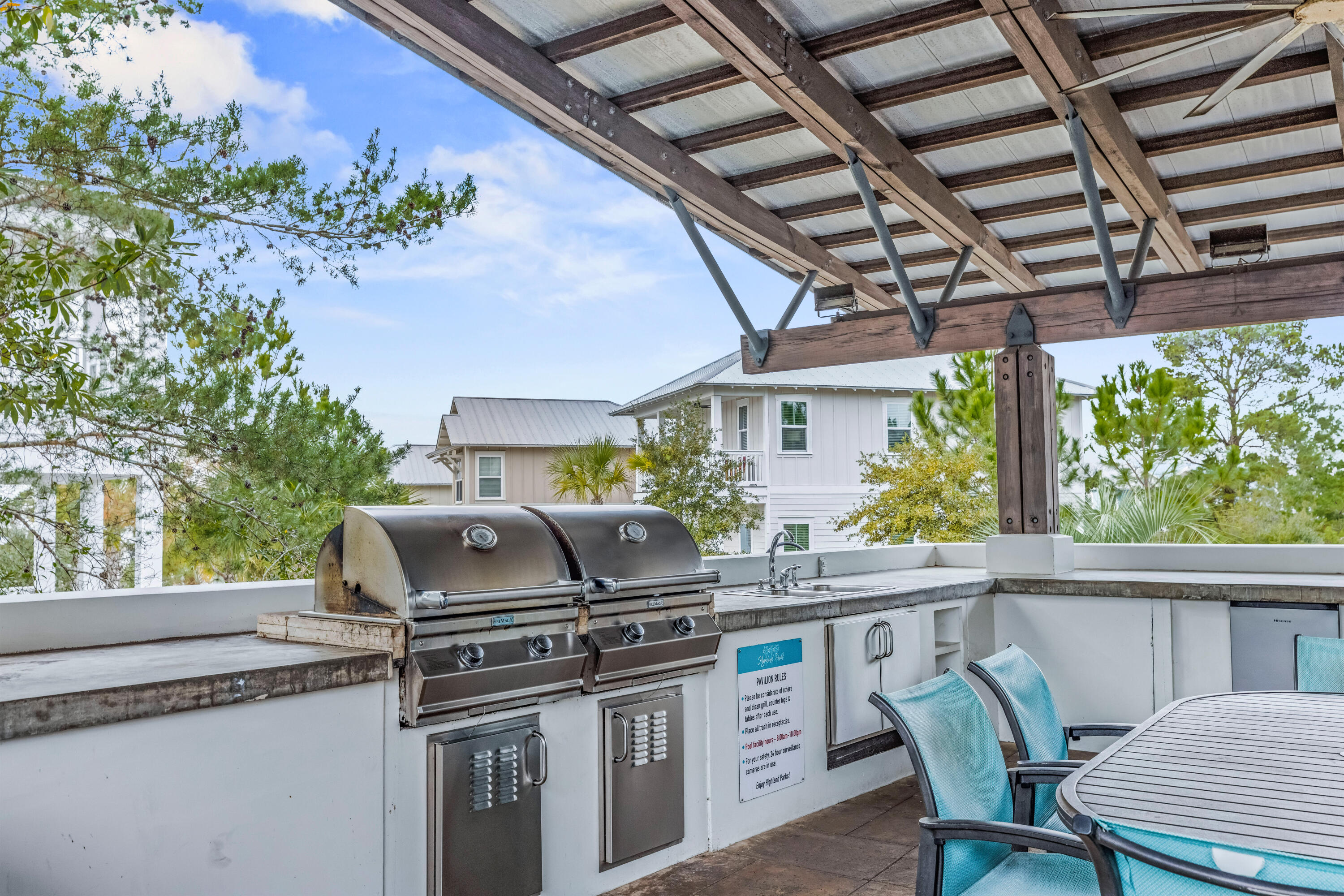 HIGHLAND PARKS - Residential