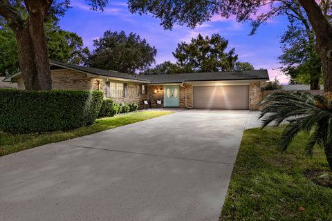 A home in Fort Walton Beach