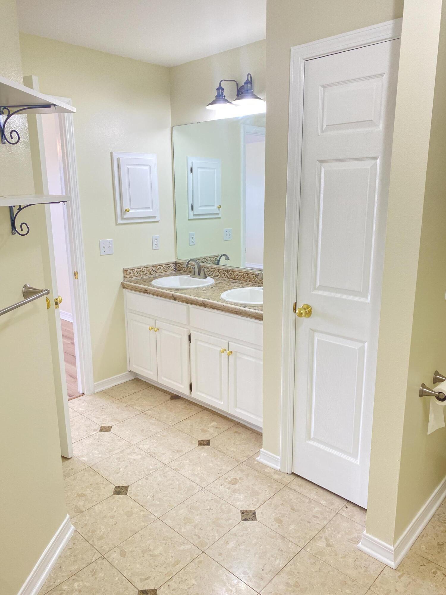 CHEROKEE BEND S/D PH 2 - Residential