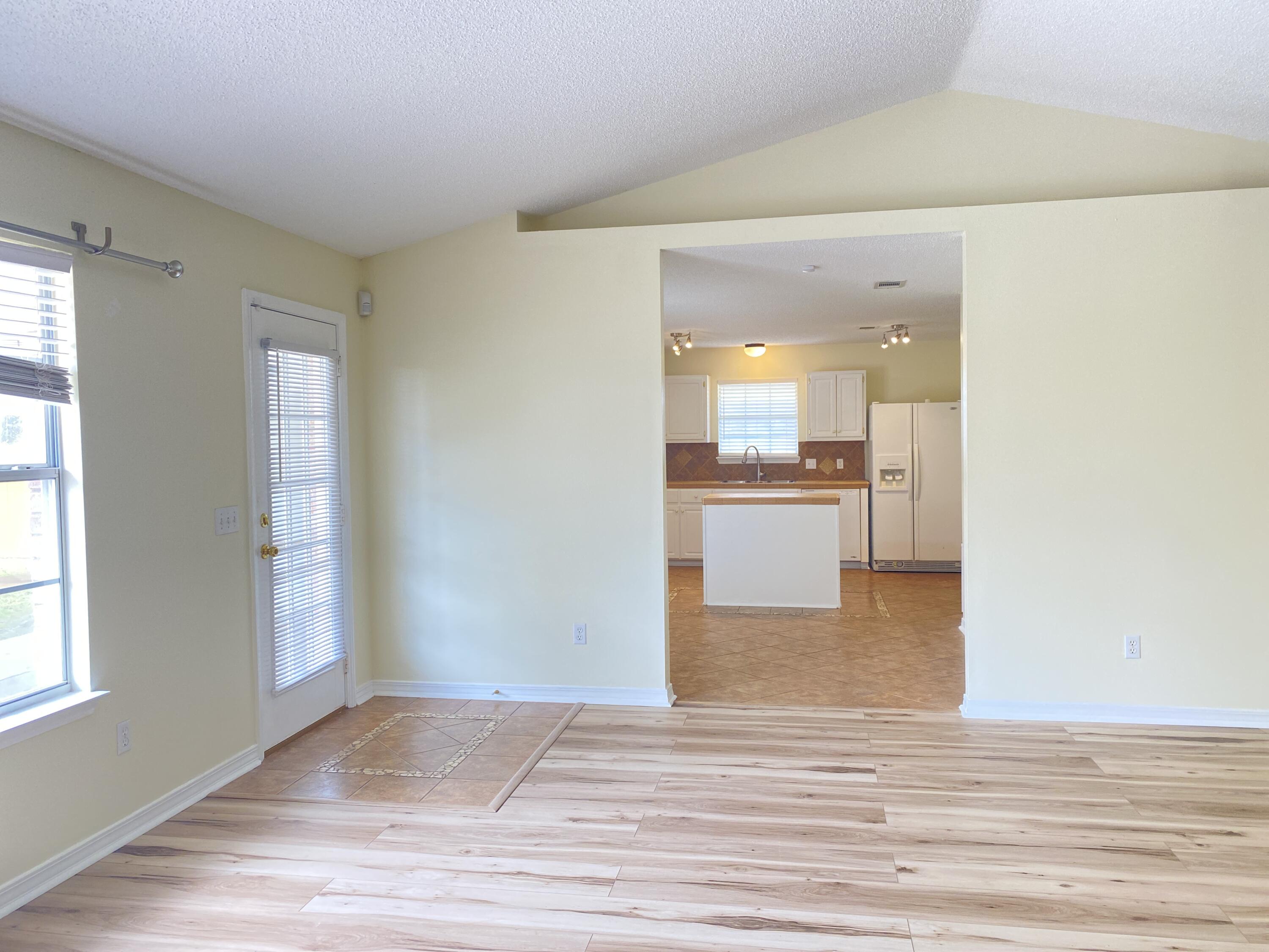 CHEROKEE BEND S/D PH 2 - Residential