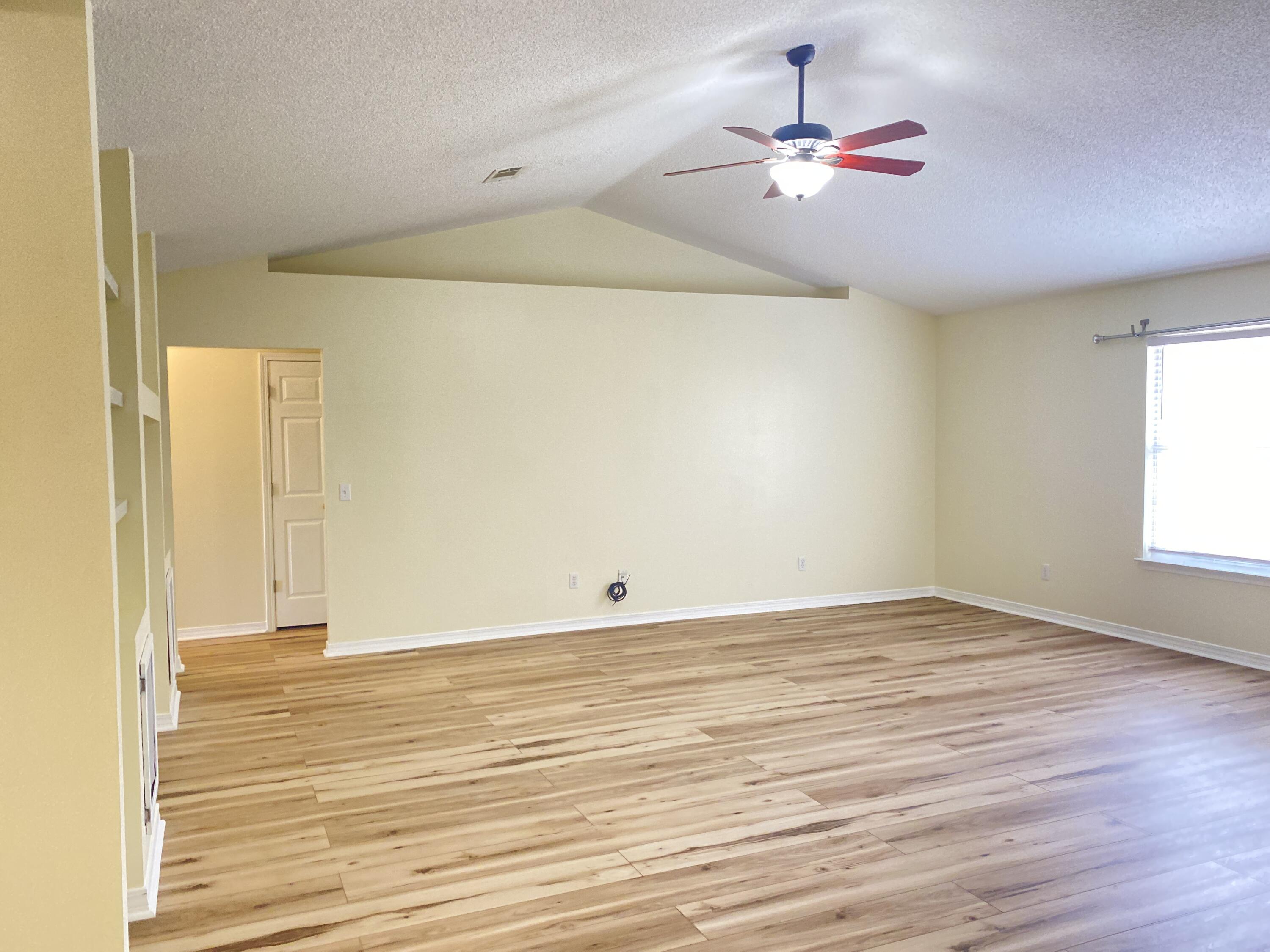 CHEROKEE BEND S/D PH 2 - Residential