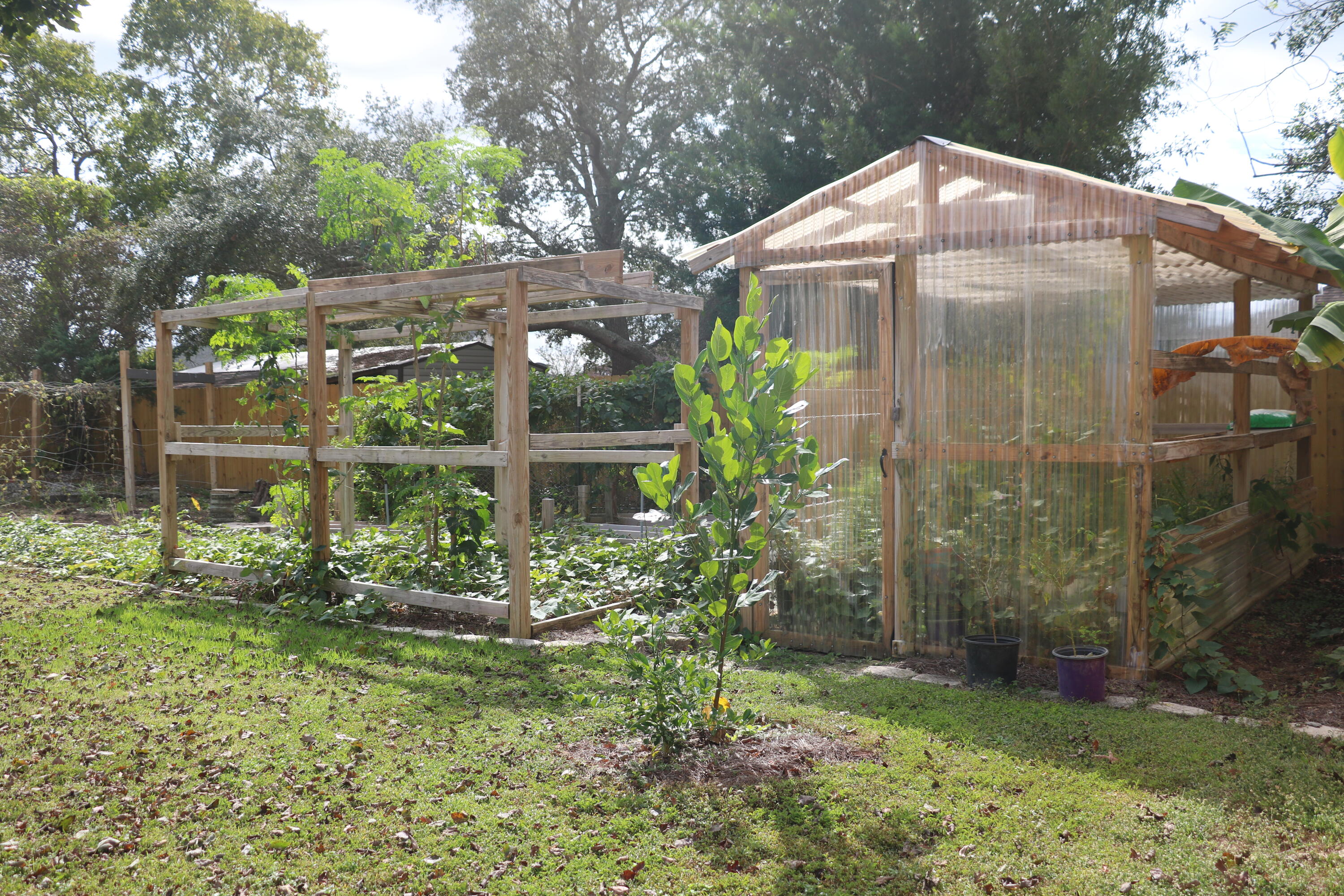 CHEROKEE BEND S/D PH 2 - Residential