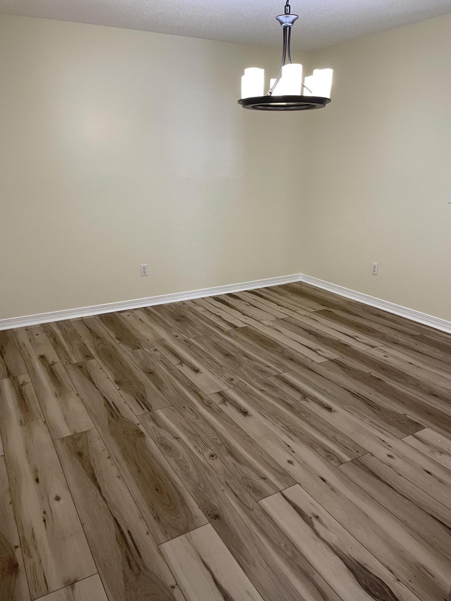 CHEROKEE BEND S/D PH 2 - Residential