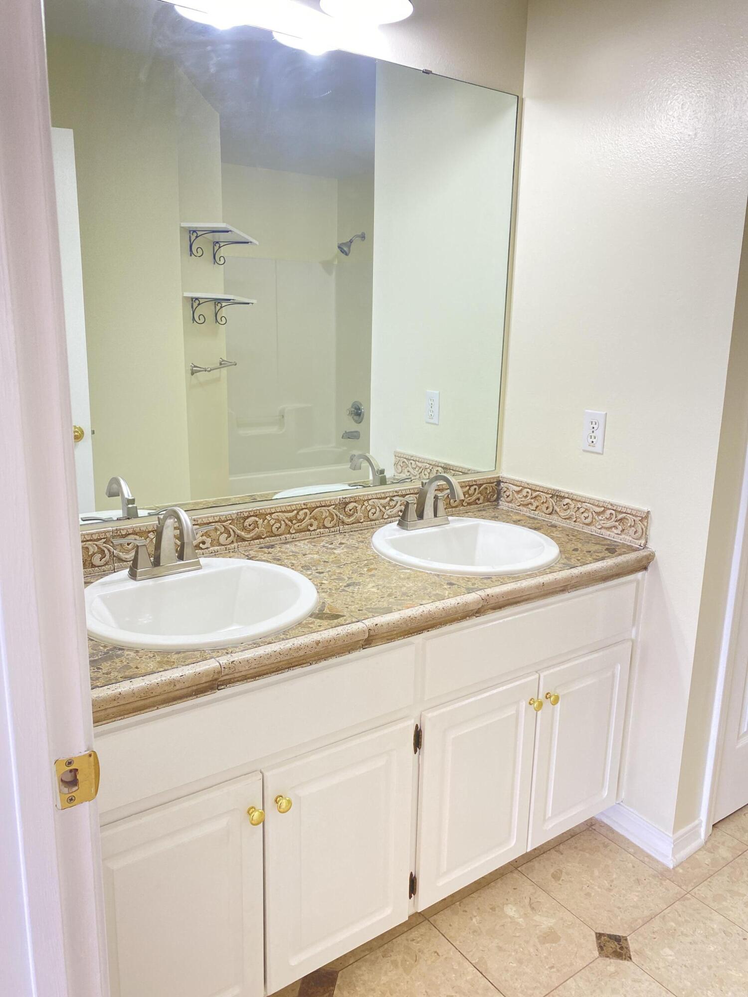 CHEROKEE BEND S/D PH 2 - Residential