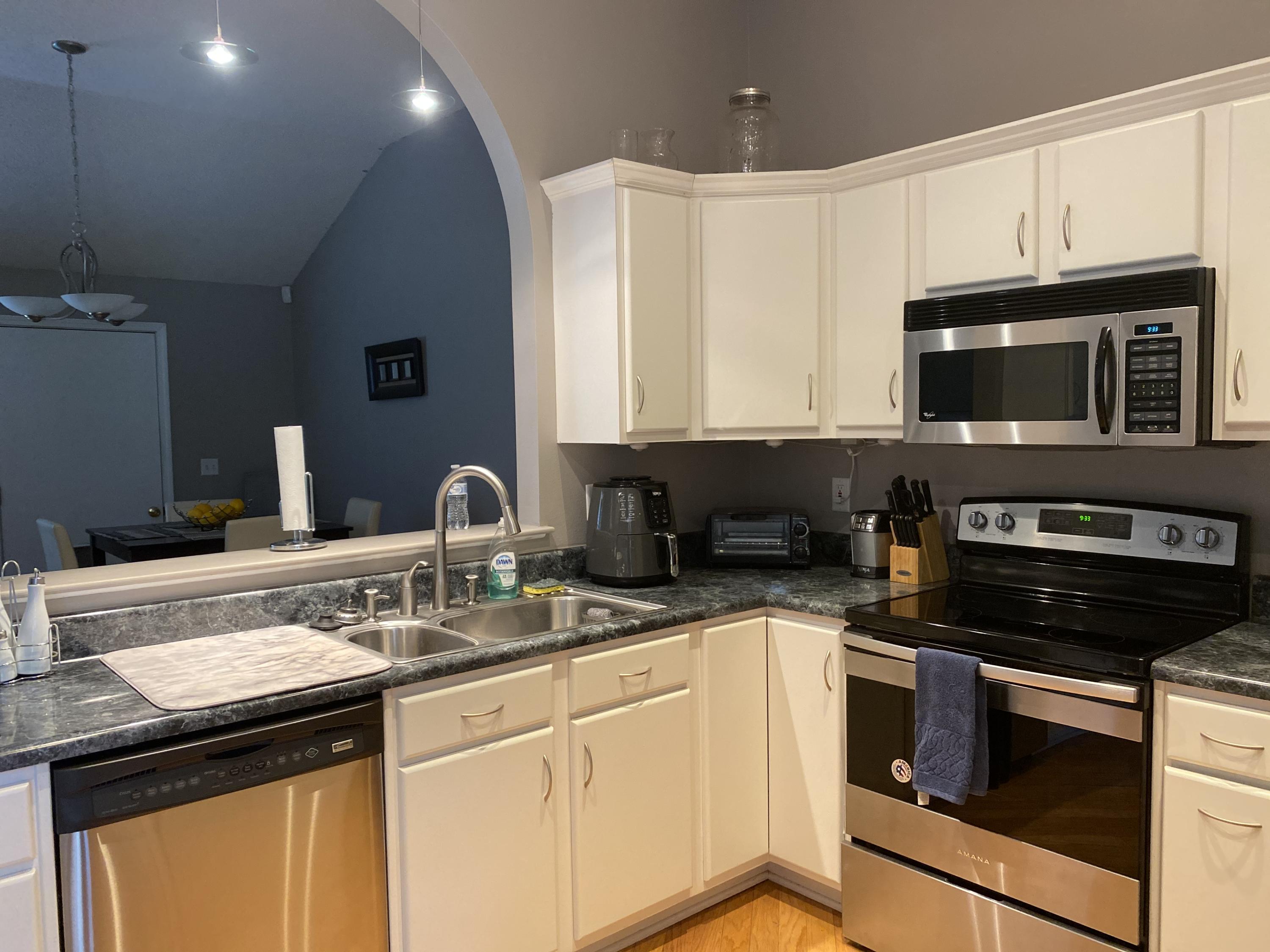 HOLLEY BY THE SEA - Residential