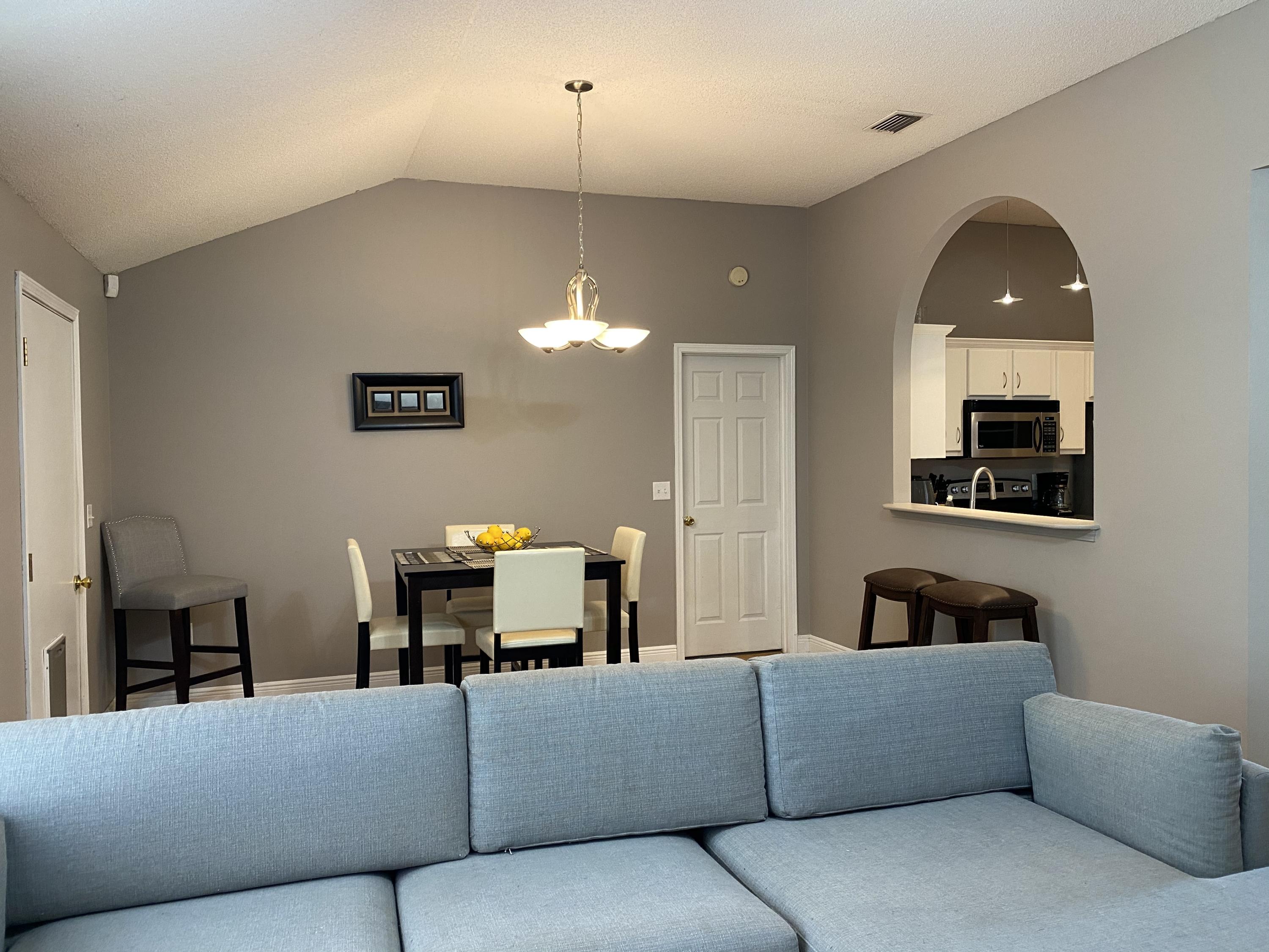 HOLLEY BY THE SEA - Residential