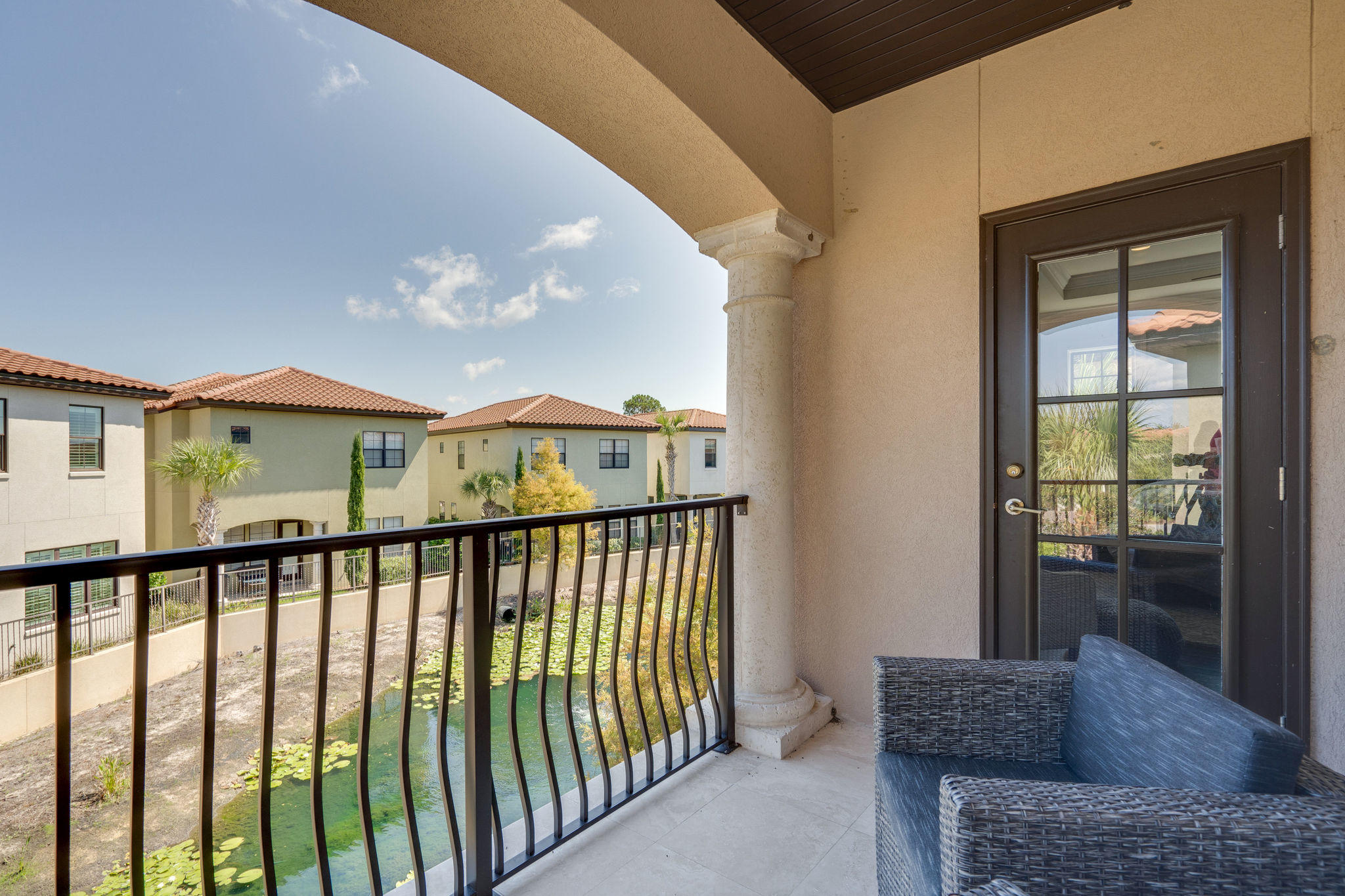 VILLA LAGO - Residential