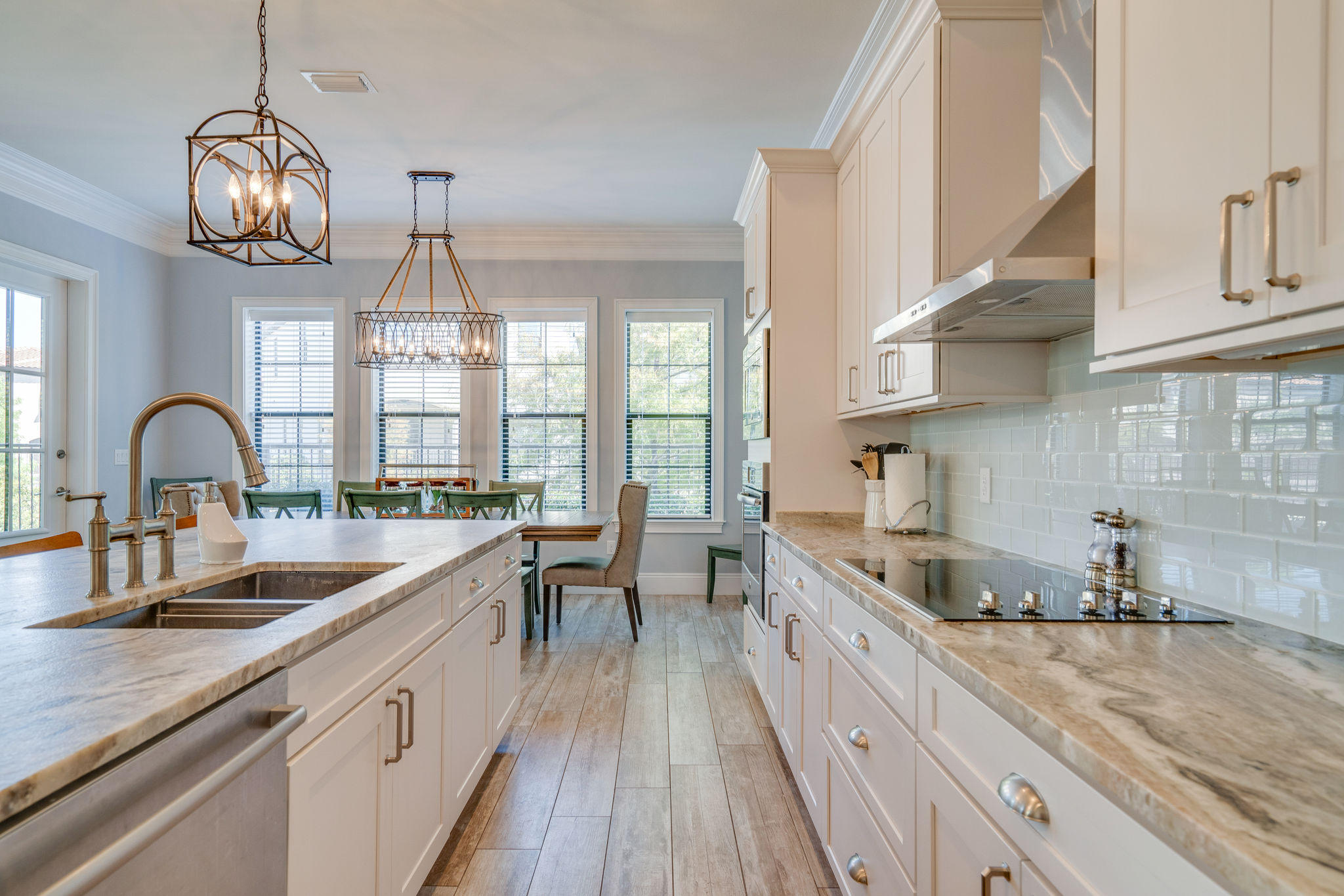 VILLA LAGO - Residential