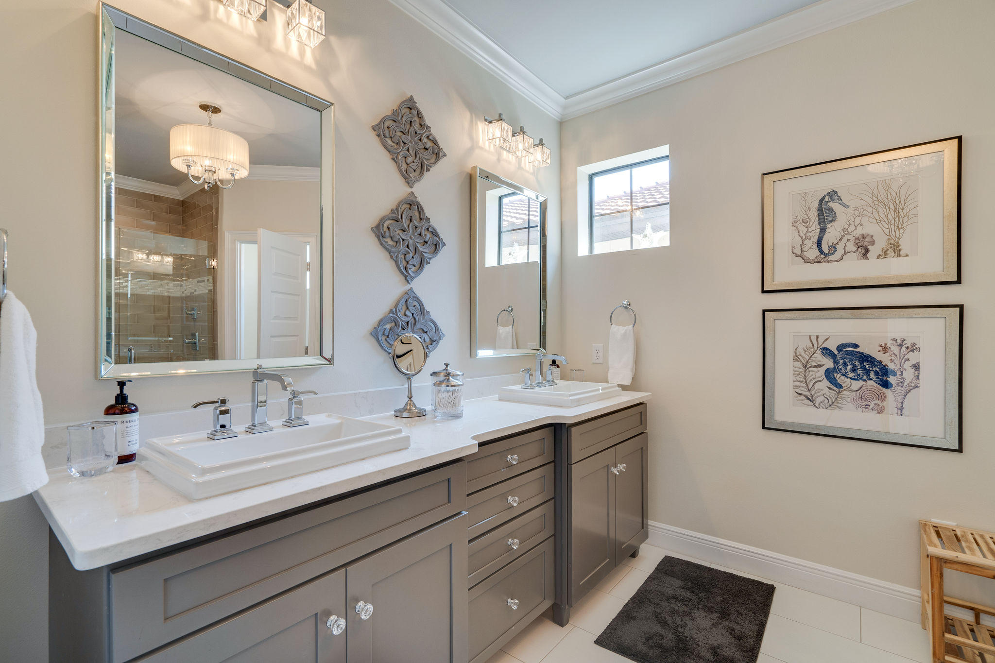 VILLA LAGO - Residential