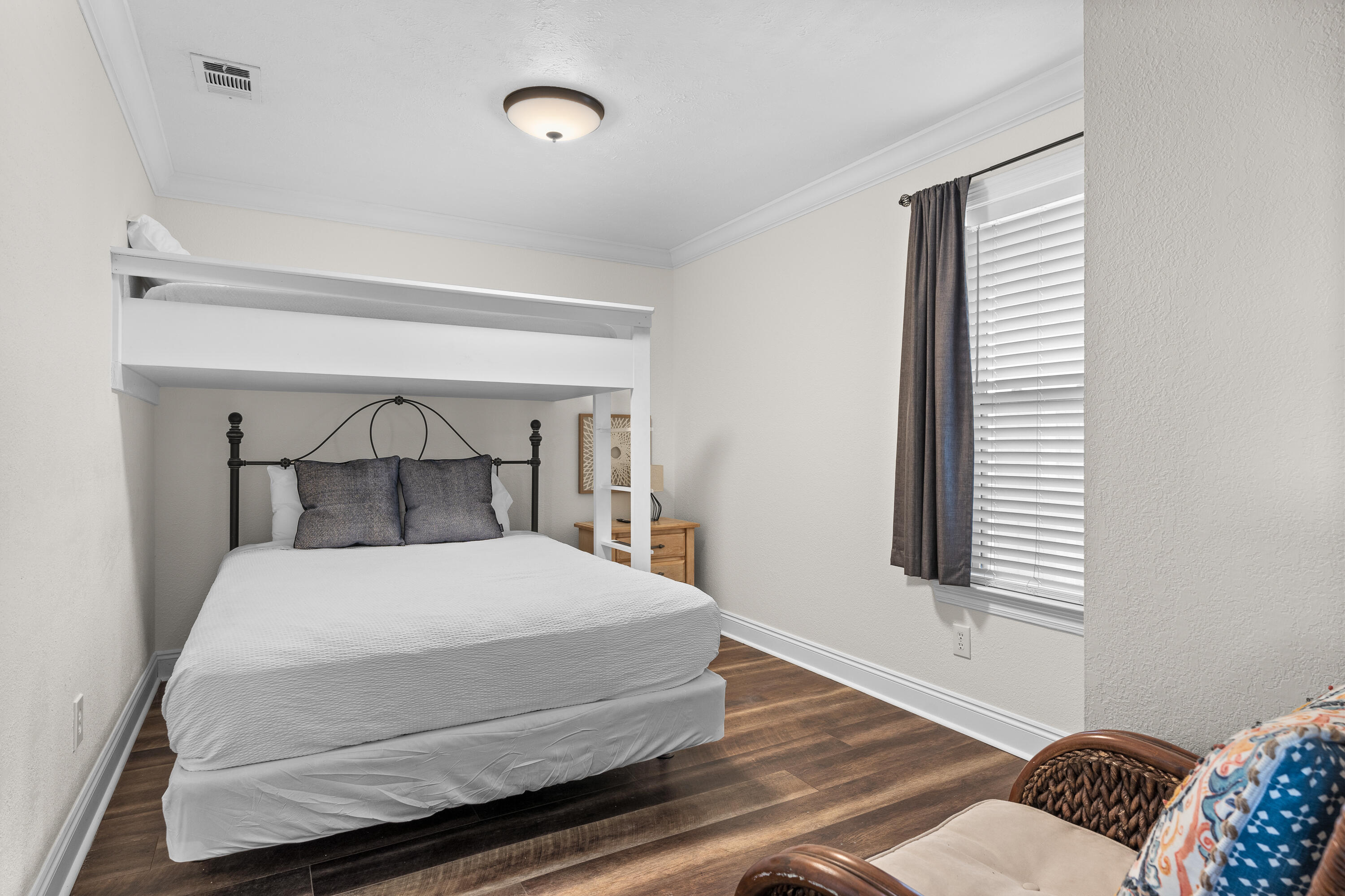 HERMITAGE CONDOMINIUM - Residential