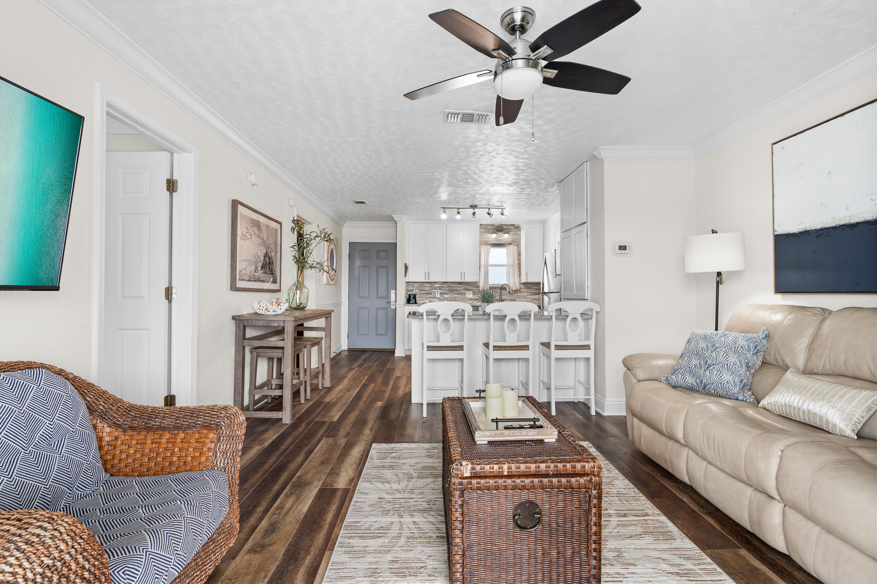 HERMITAGE CONDOMINIUM - Residential