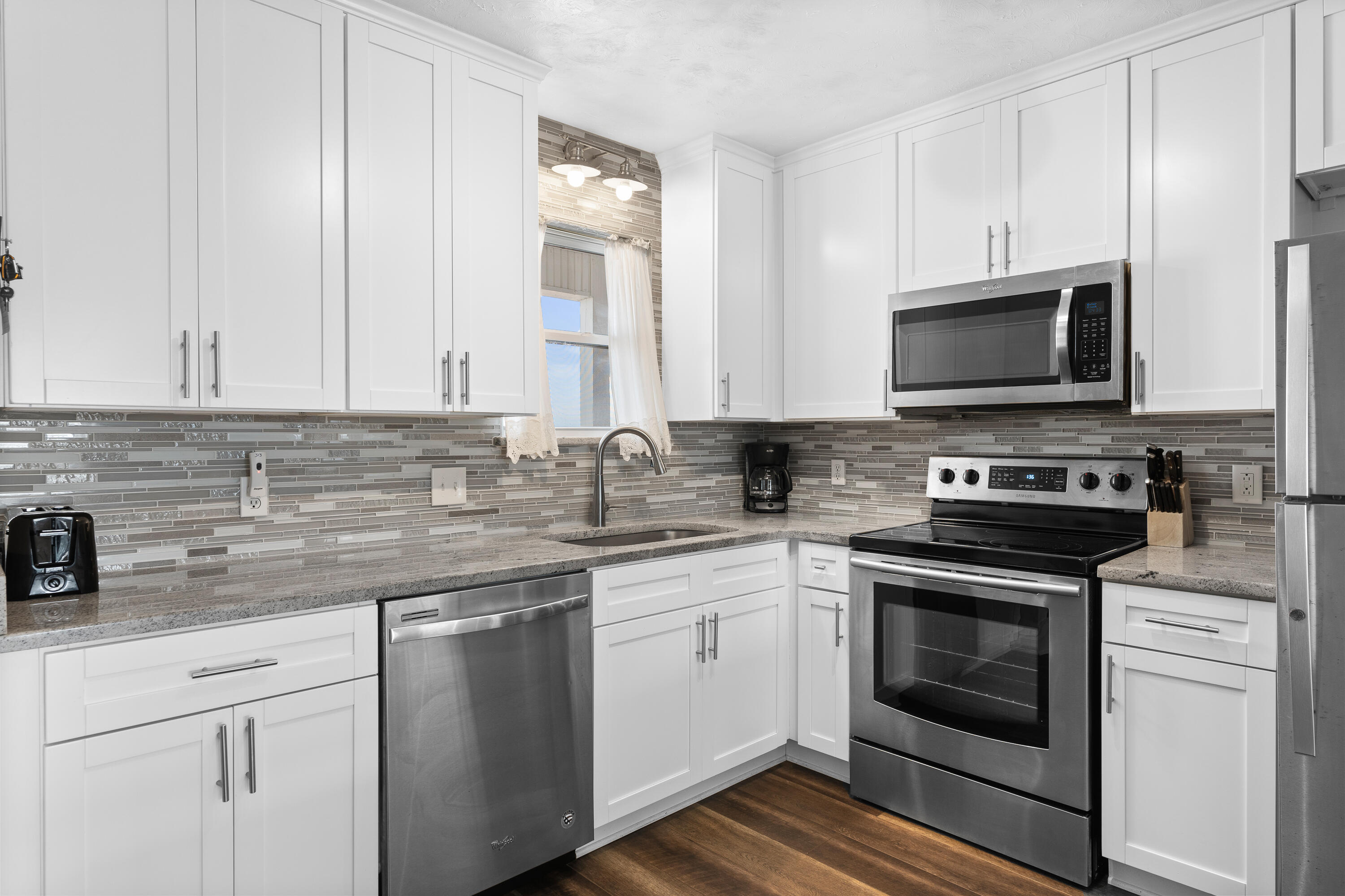 HERMITAGE CONDOMINIUM - Residential