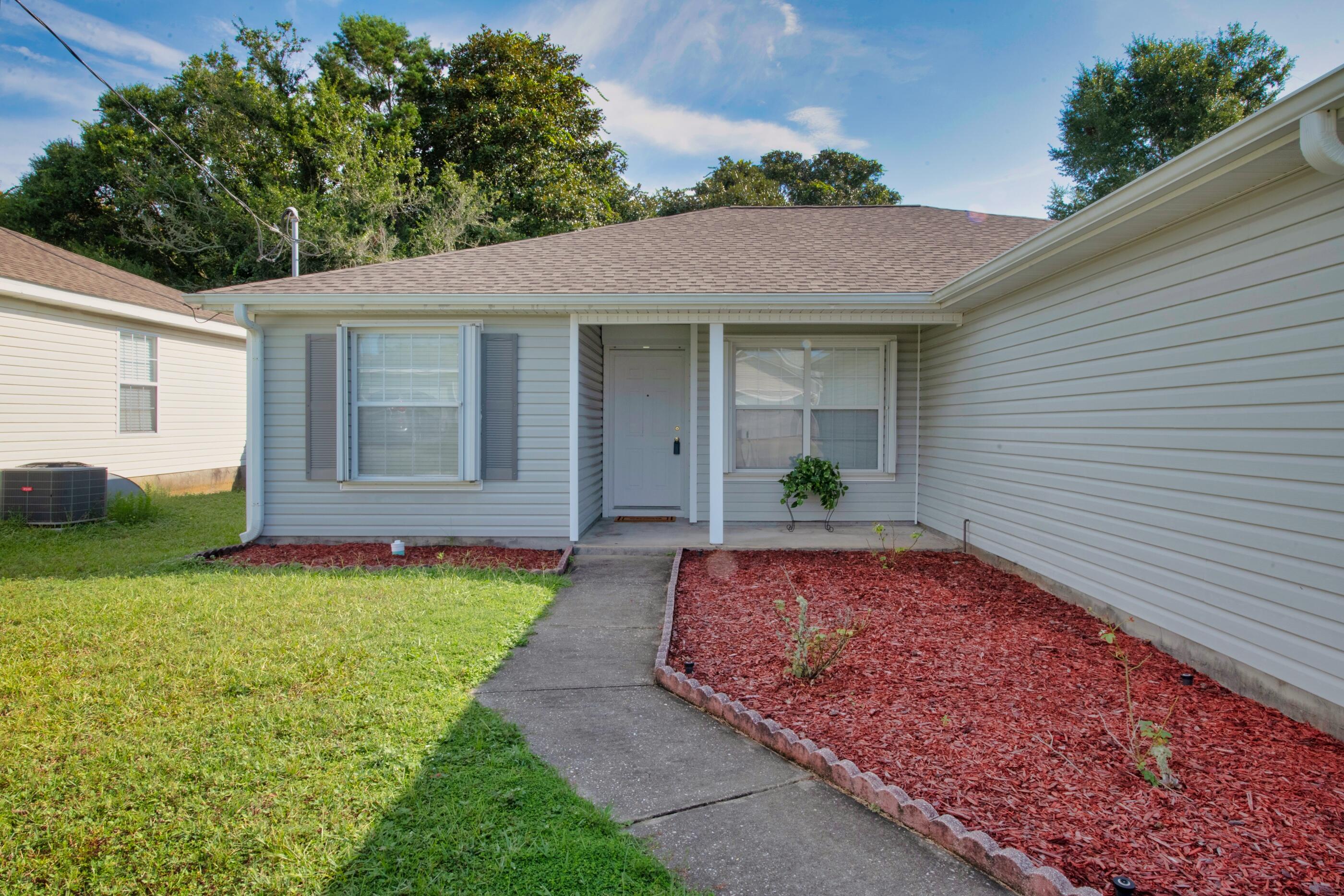 HARLAN SQUARE S/D - Residential