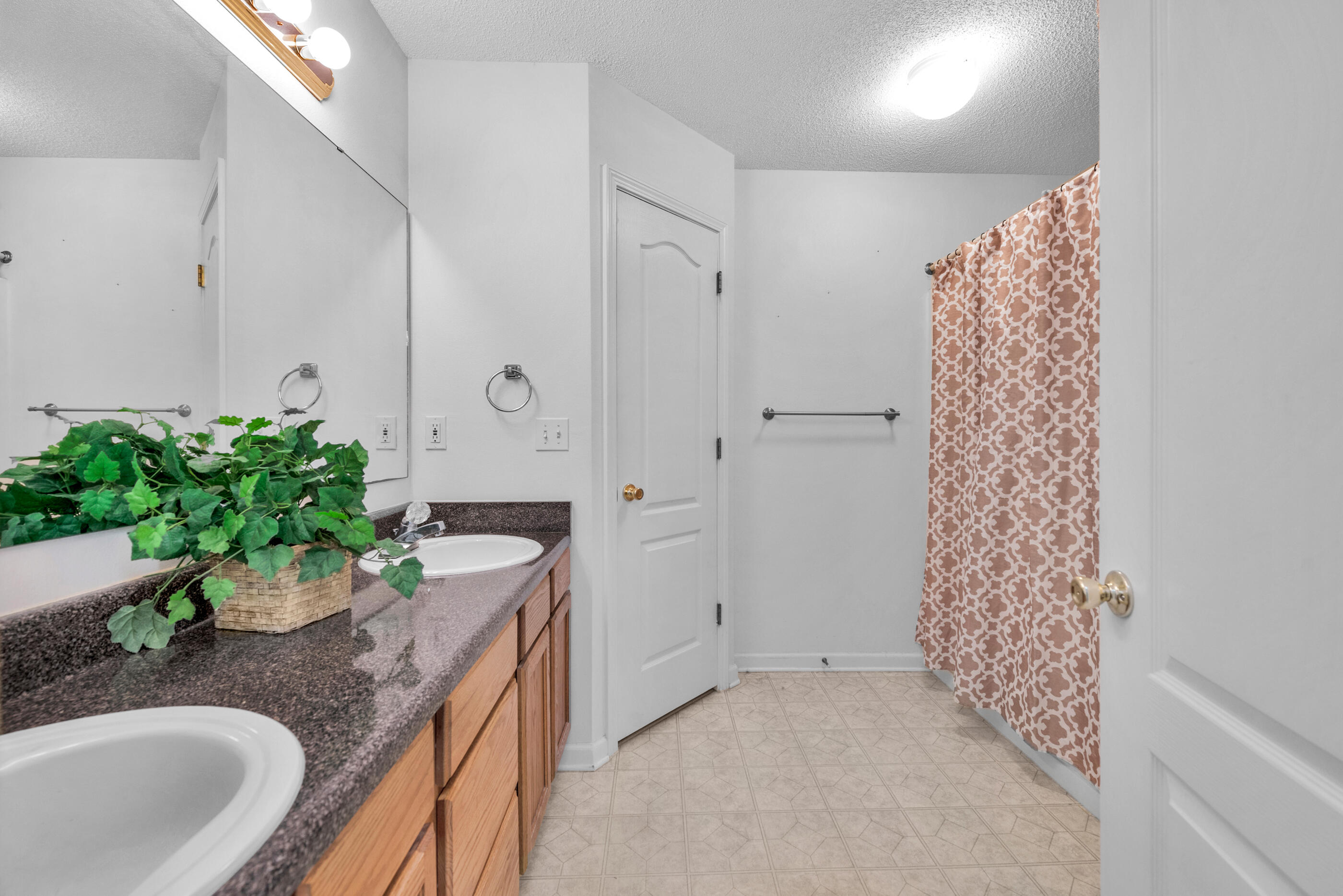 HARLAN SQUARE S/D - Residential