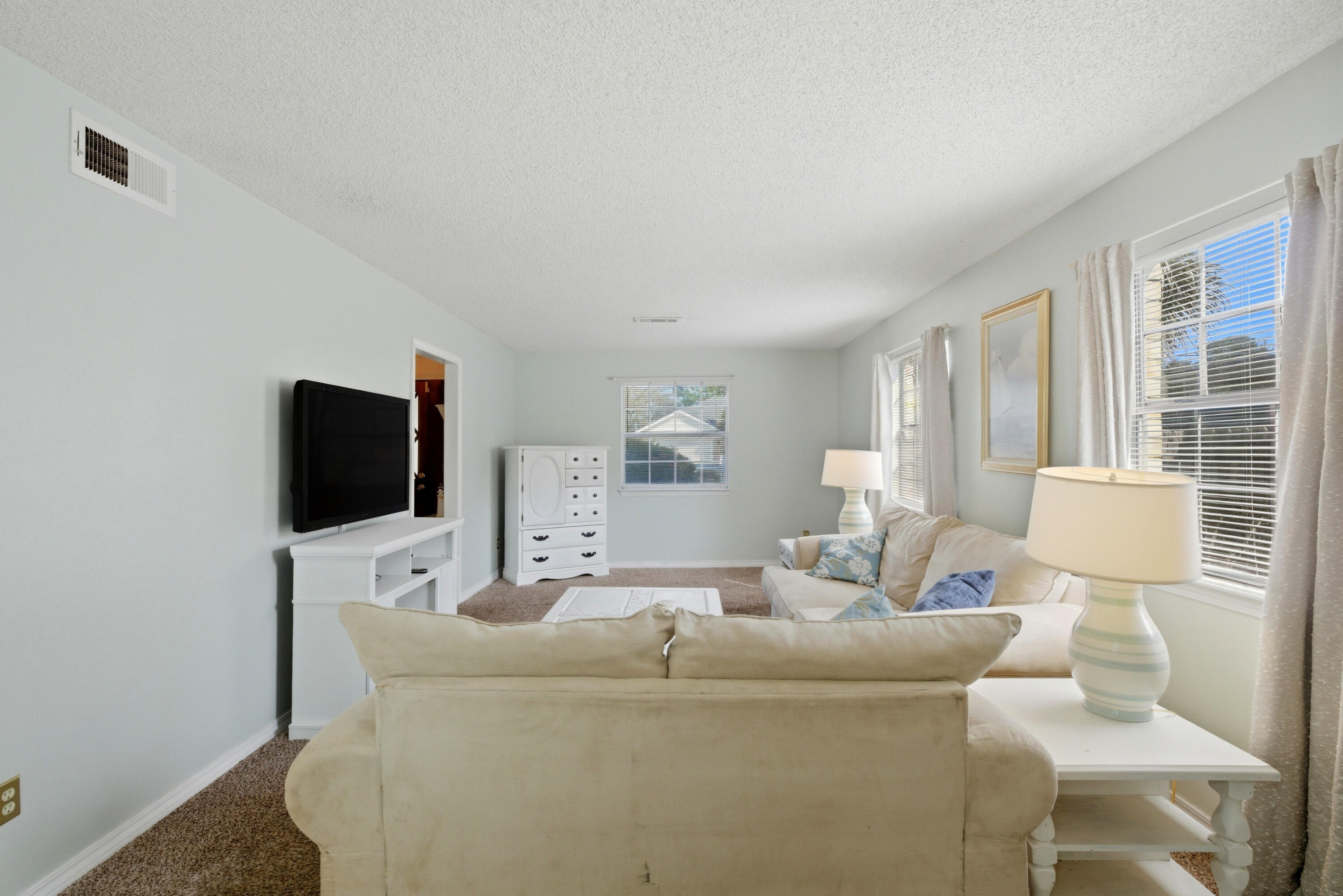 SANTA ROSA SHORES - Residential