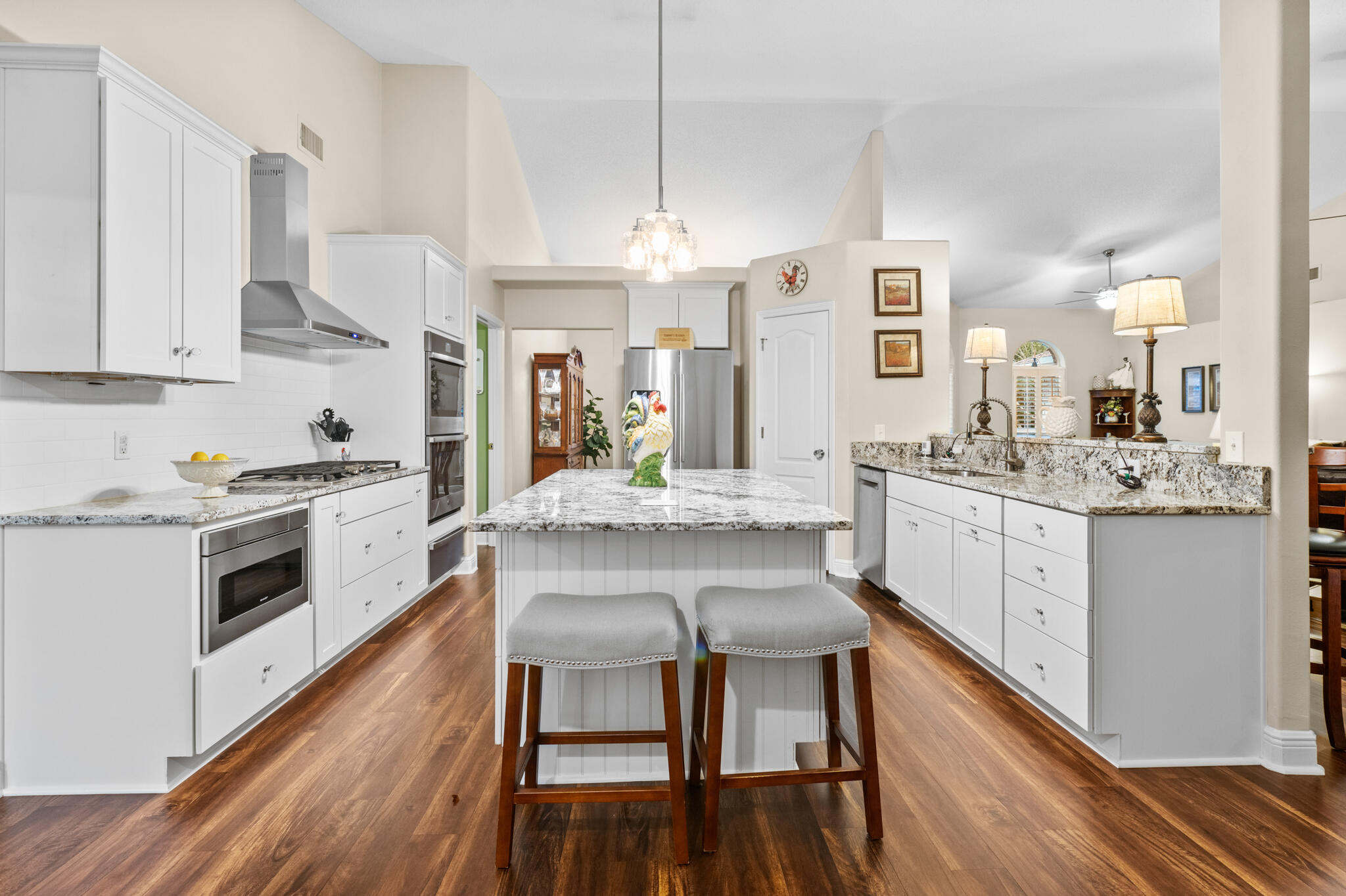 FOX VALLEY - Residential