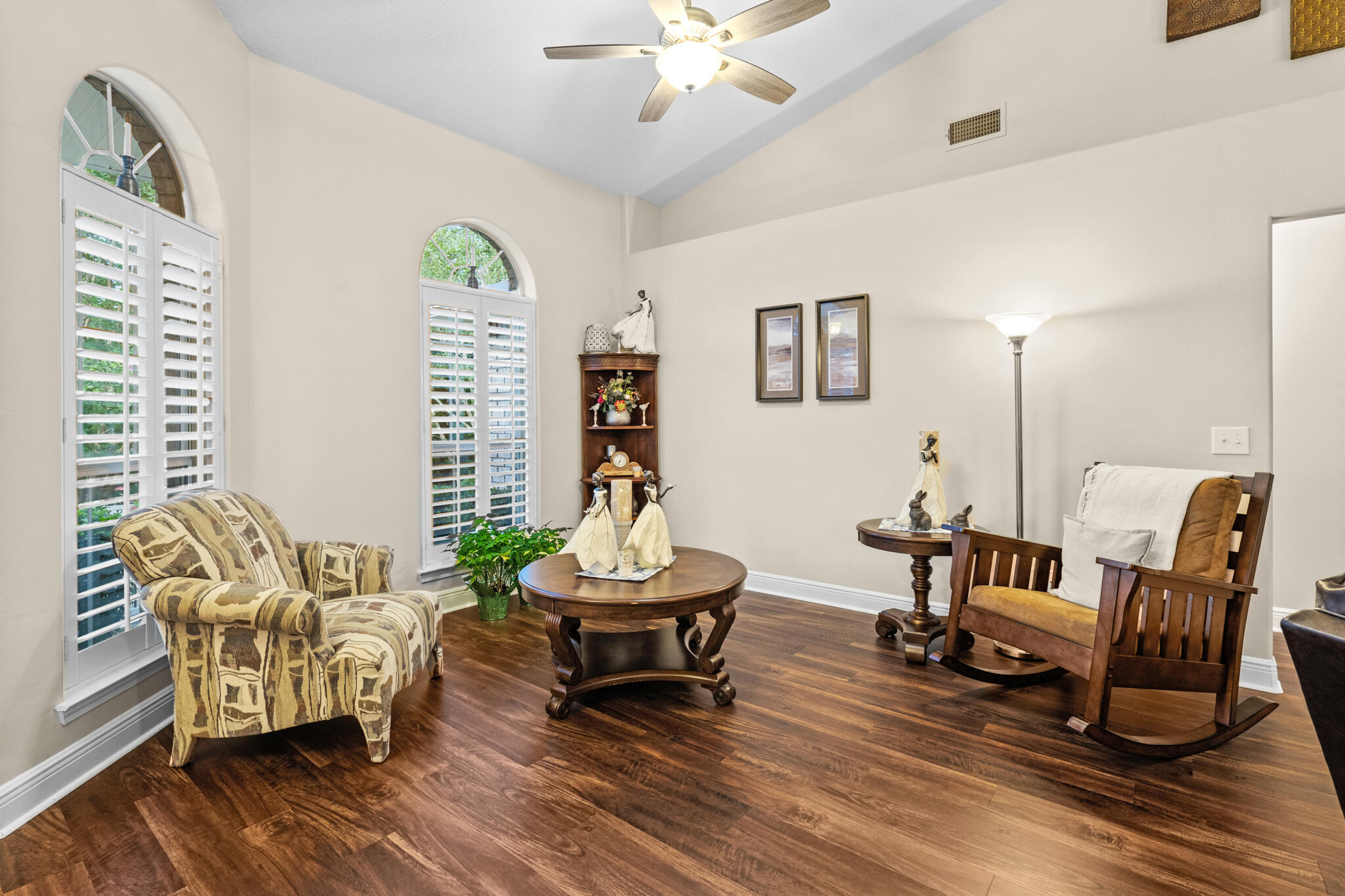 FOX VALLEY - Residential