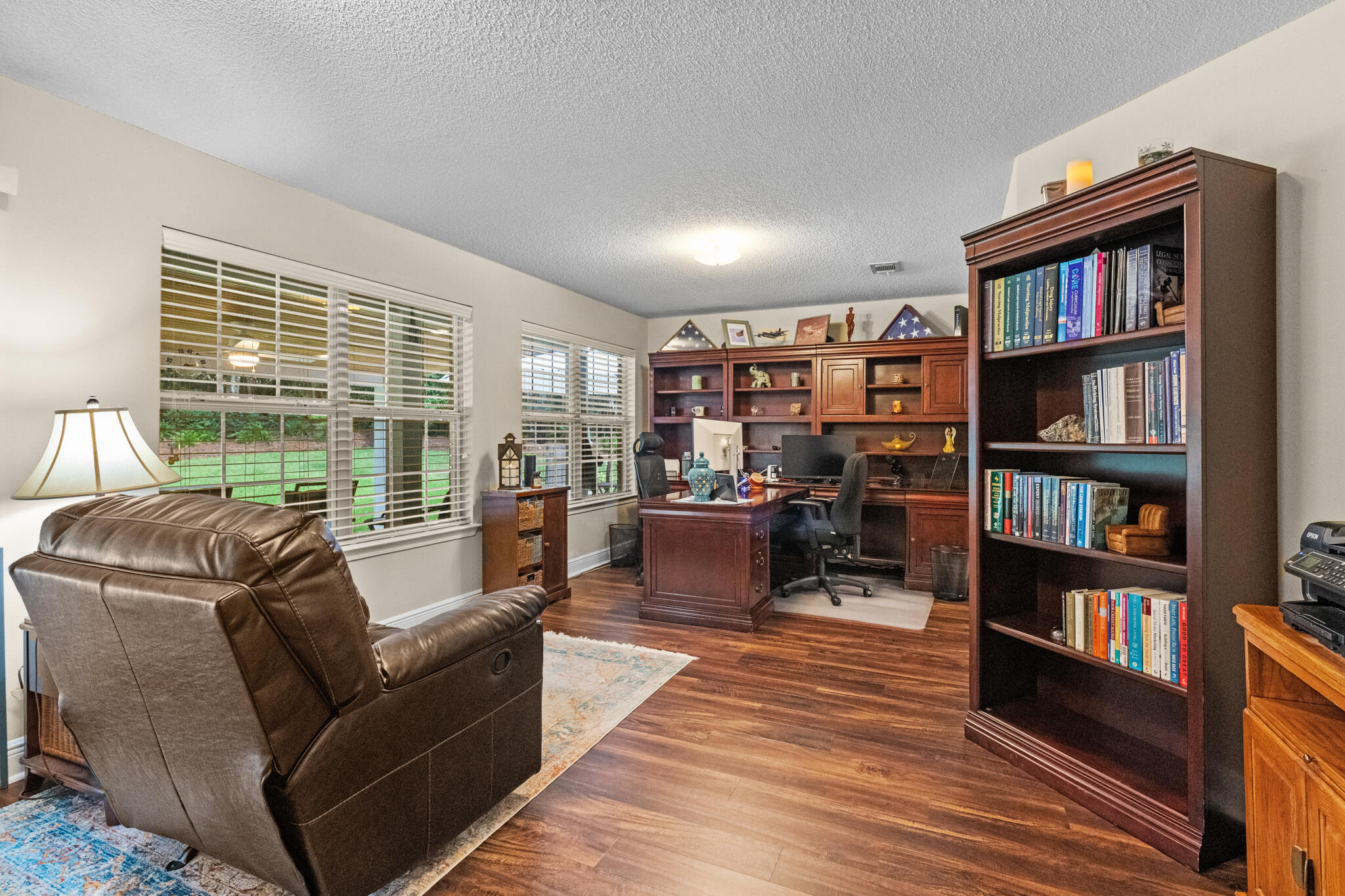 FOX VALLEY - Residential