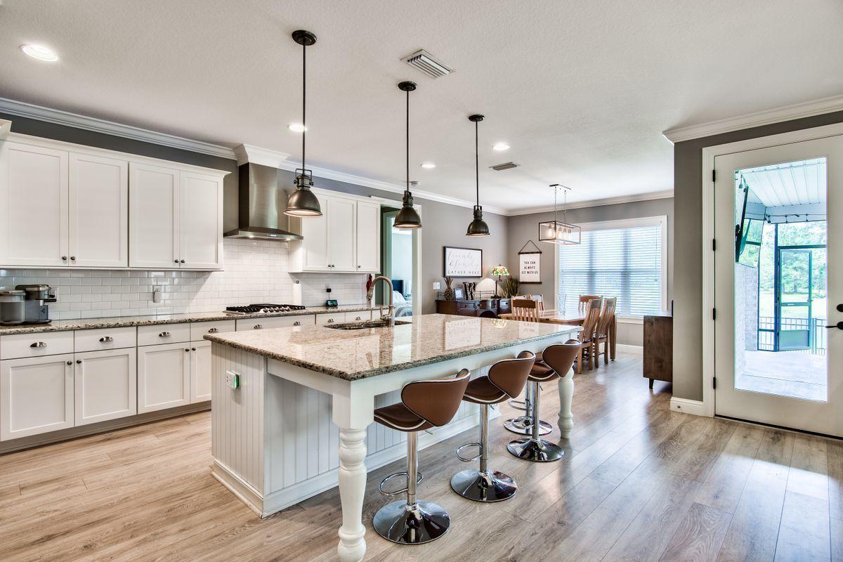 HAMMOCK BAY - Residential