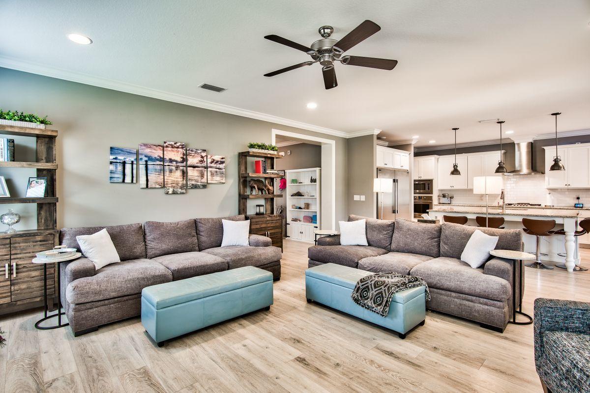 HAMMOCK BAY - Residential