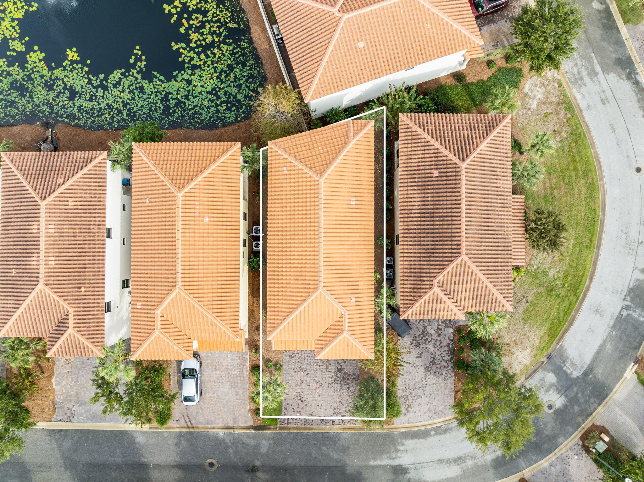 VILLA LAGO - Residential Lease
