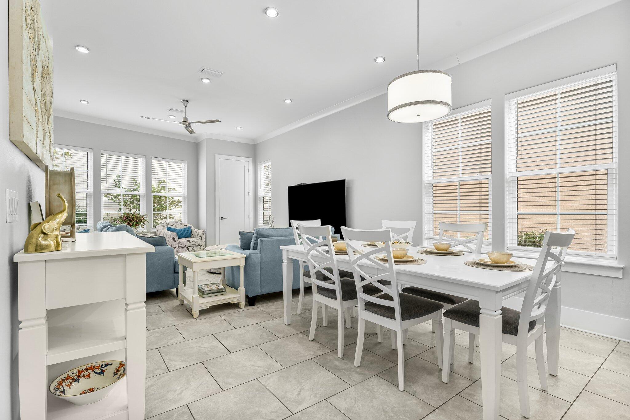 VILLA LAGO - Residential Lease