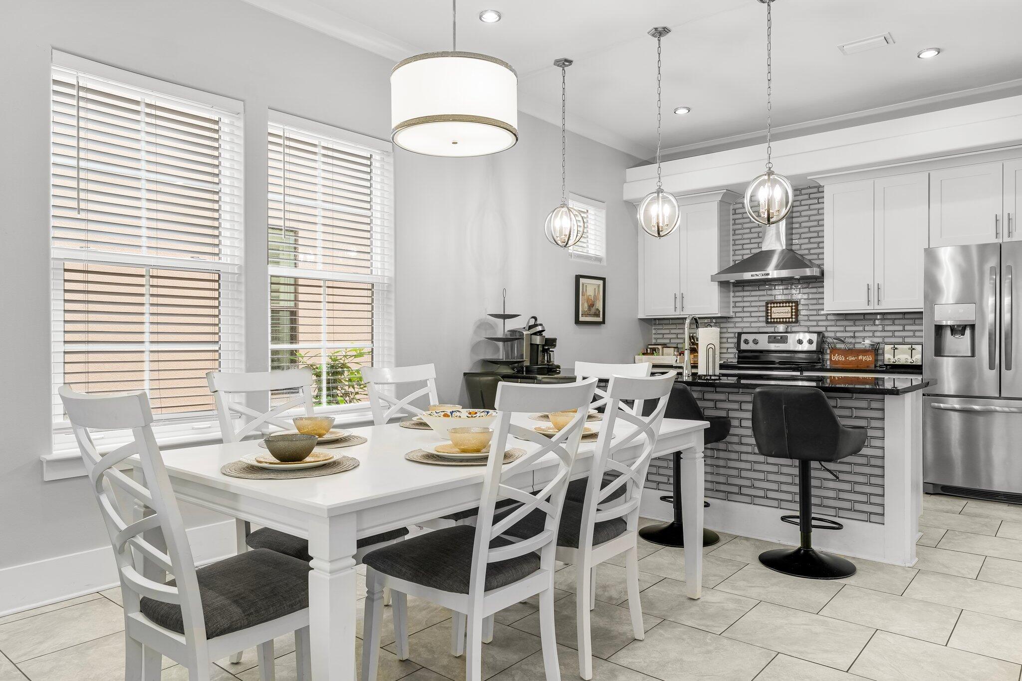 VILLA LAGO - Residential Lease