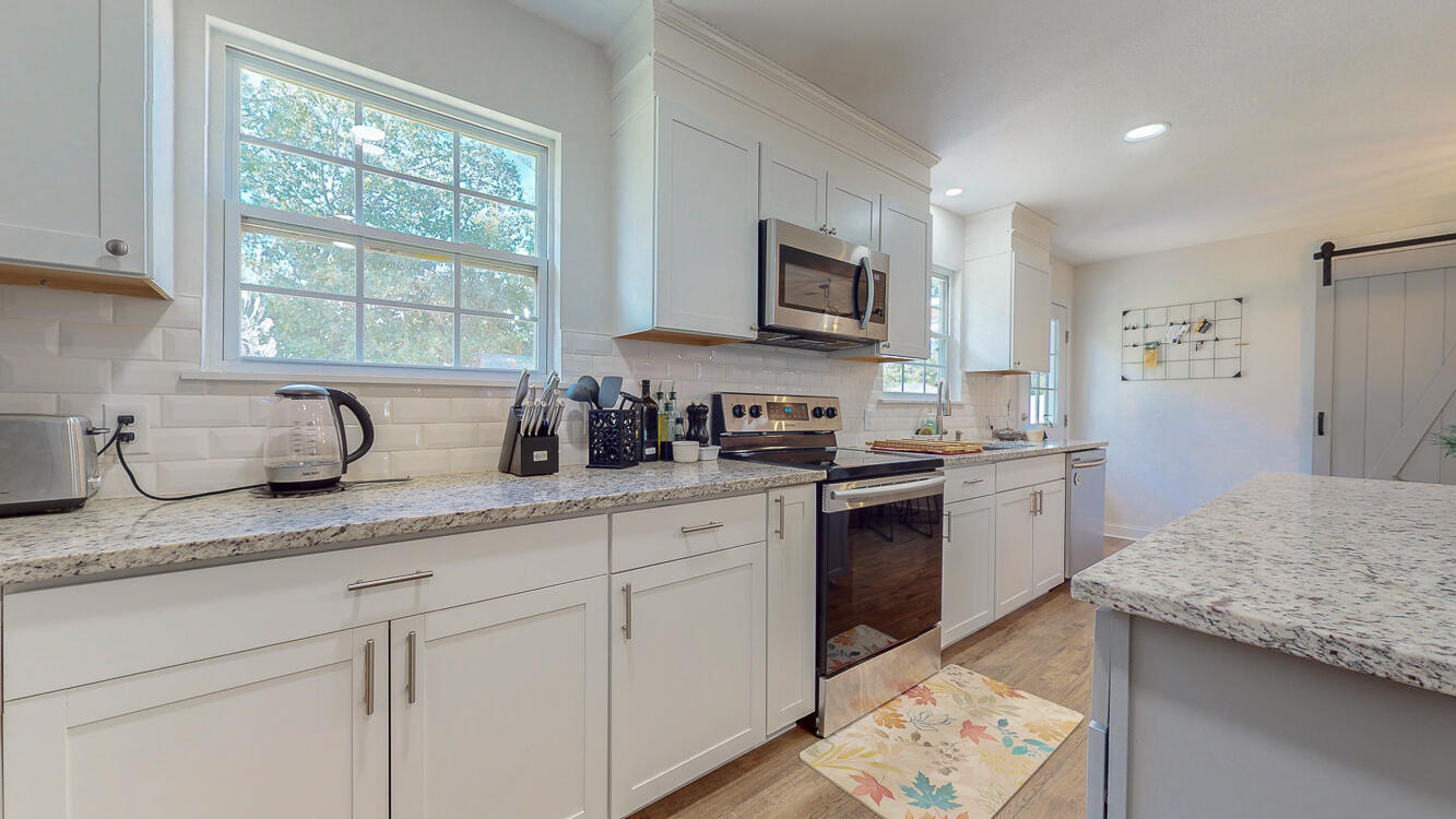 OAKLAND - Residential