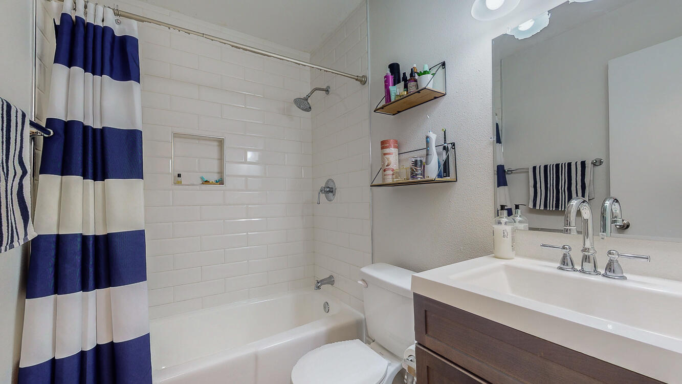 OAKLAND - Residential