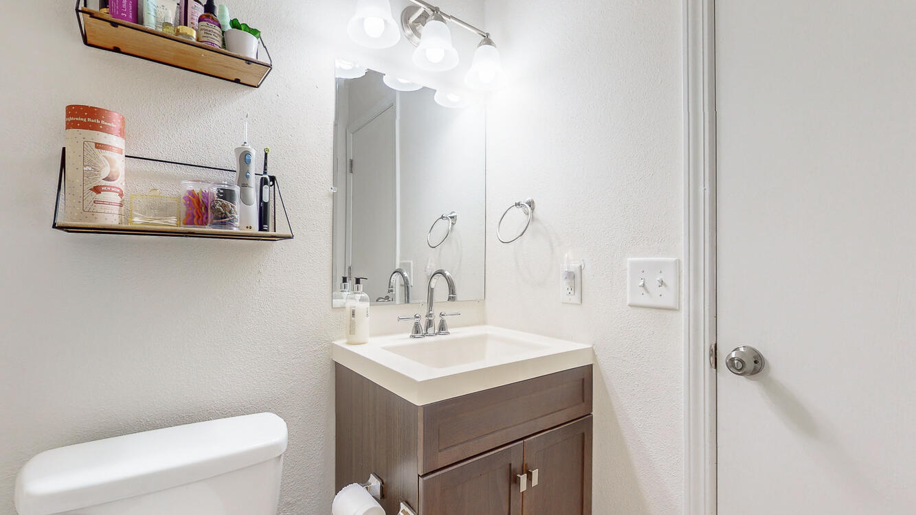 OAKLAND - Residential