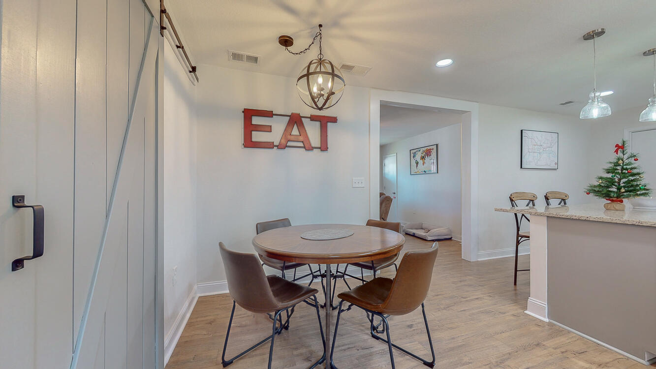 OAKLAND - Residential