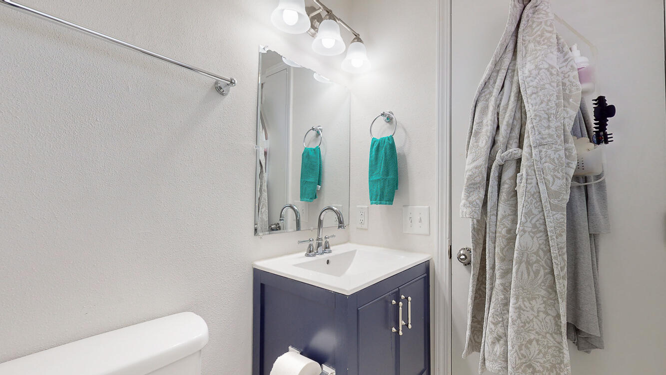 OAKLAND - Residential