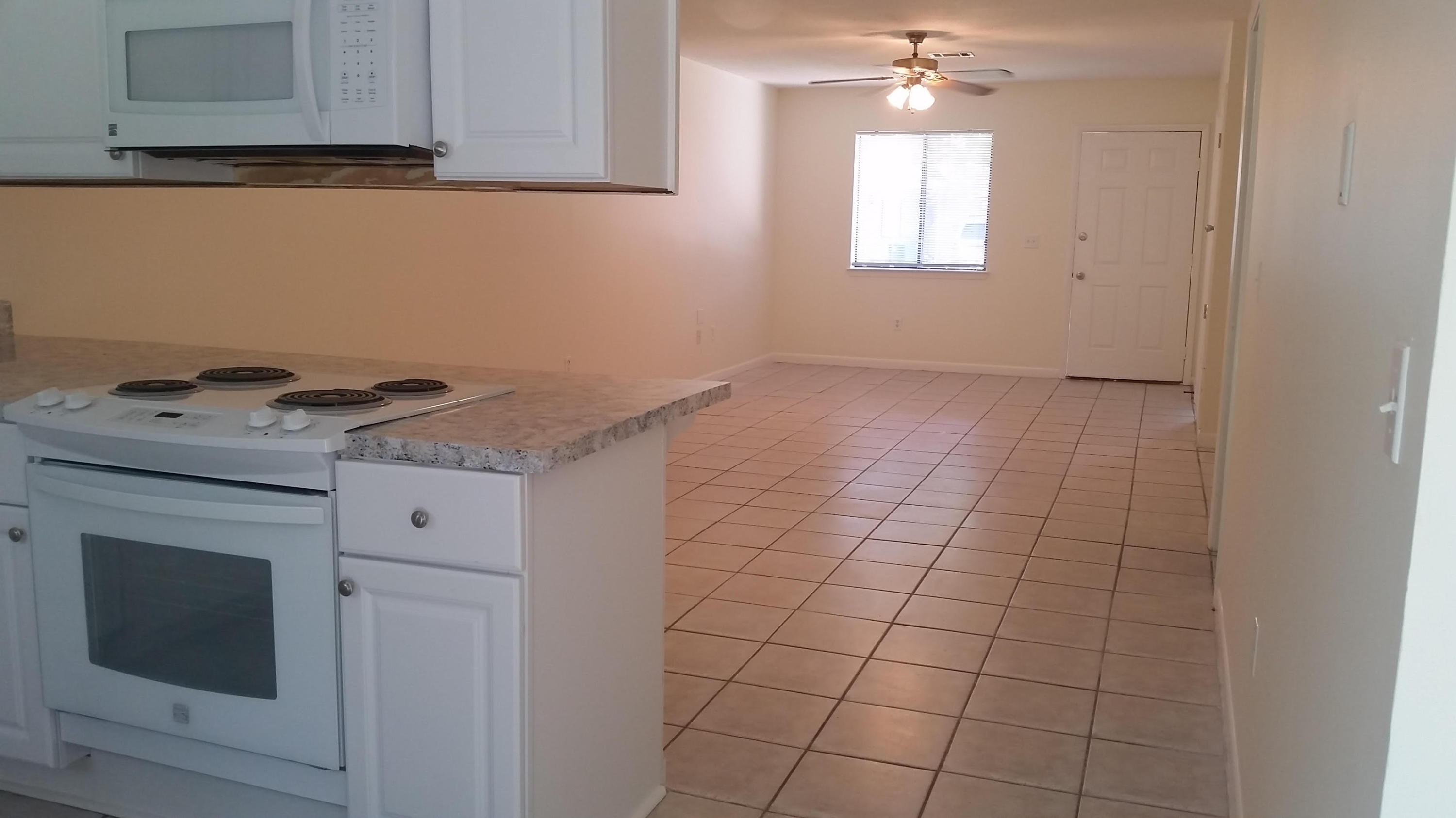 WINSTON MANOR T/H - Residential