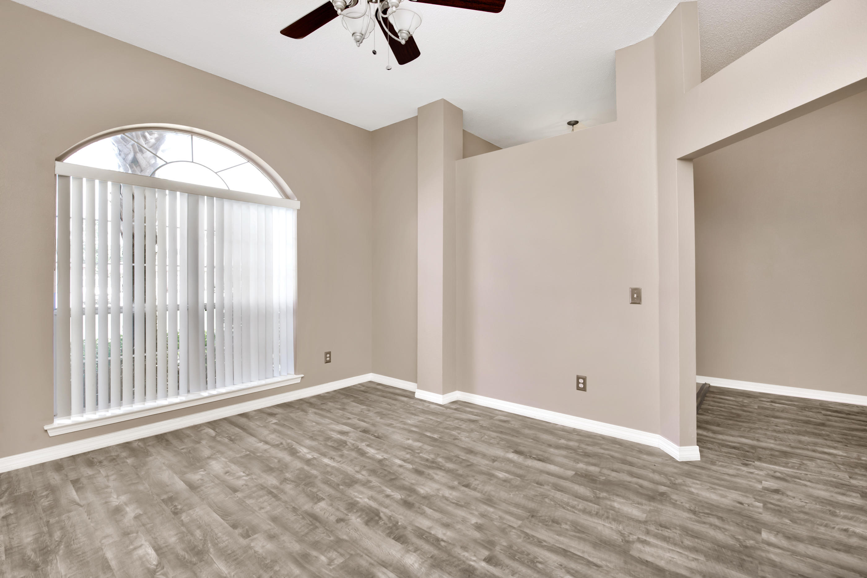 HOLLEY BY THE SEA - Residential