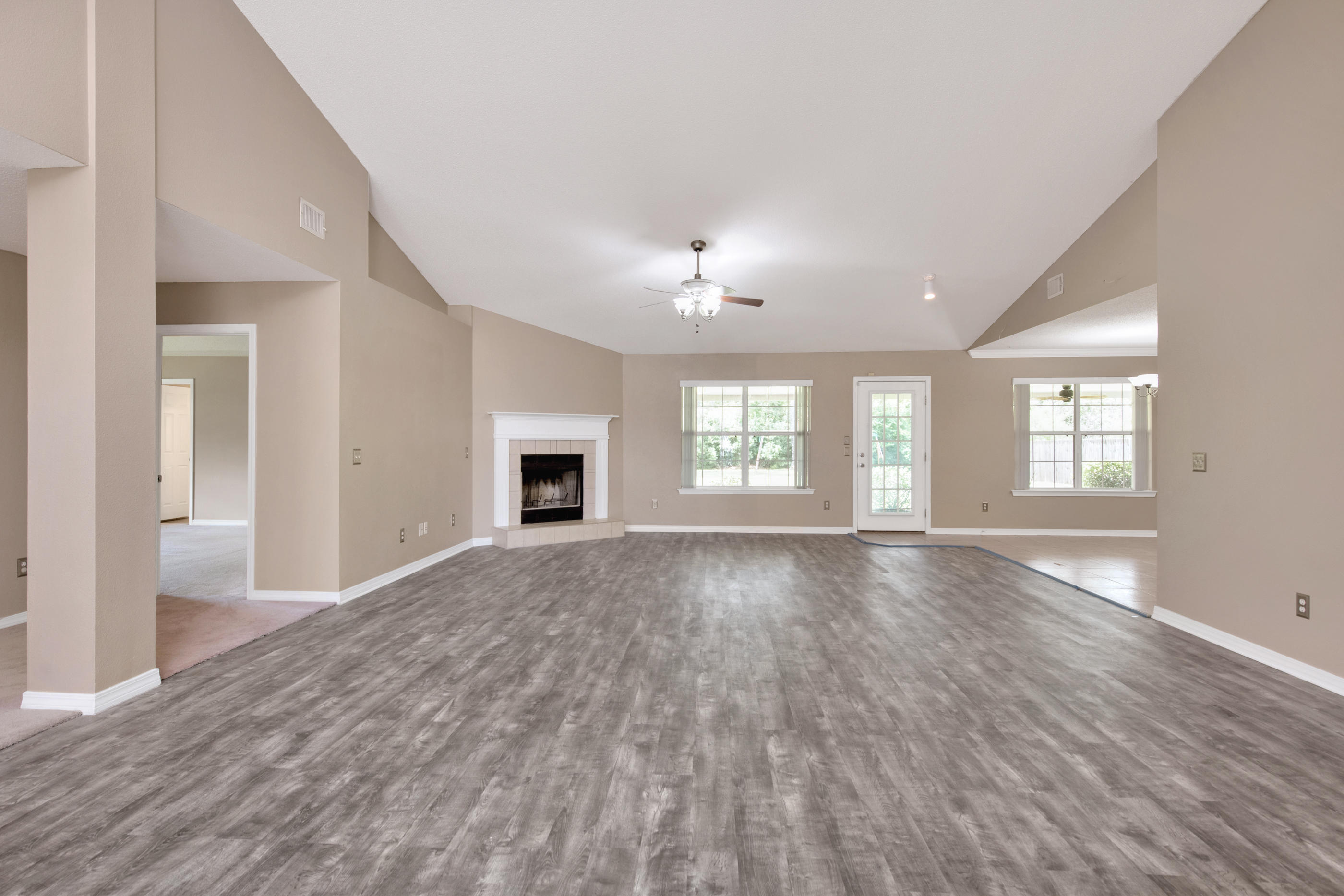 HOLLEY BY THE SEA - Residential