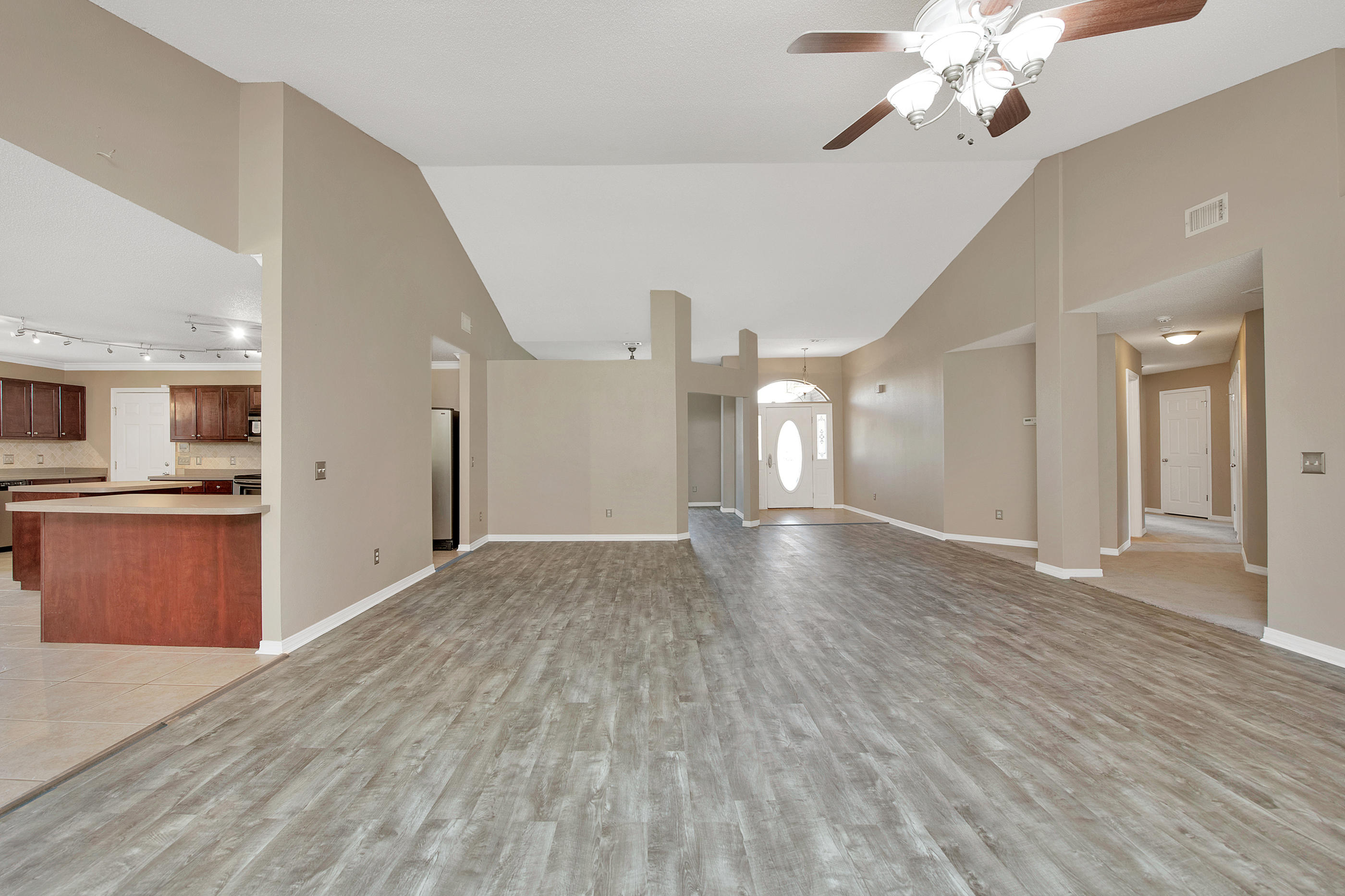 HOLLEY BY THE SEA - Residential