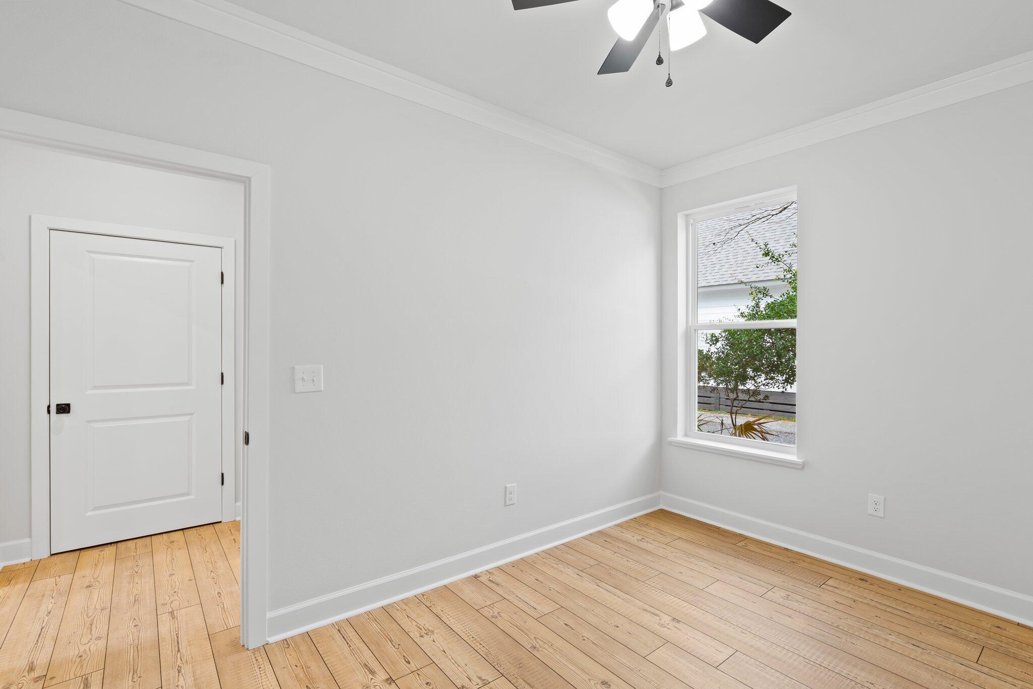 MAGNOLIA BEACH - Residential