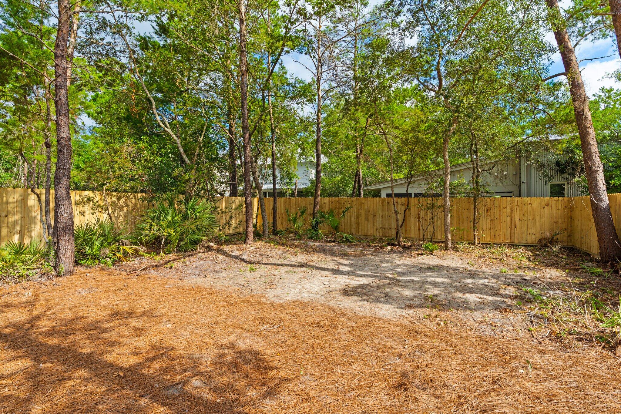 MAGNOLIA BEACH - Residential