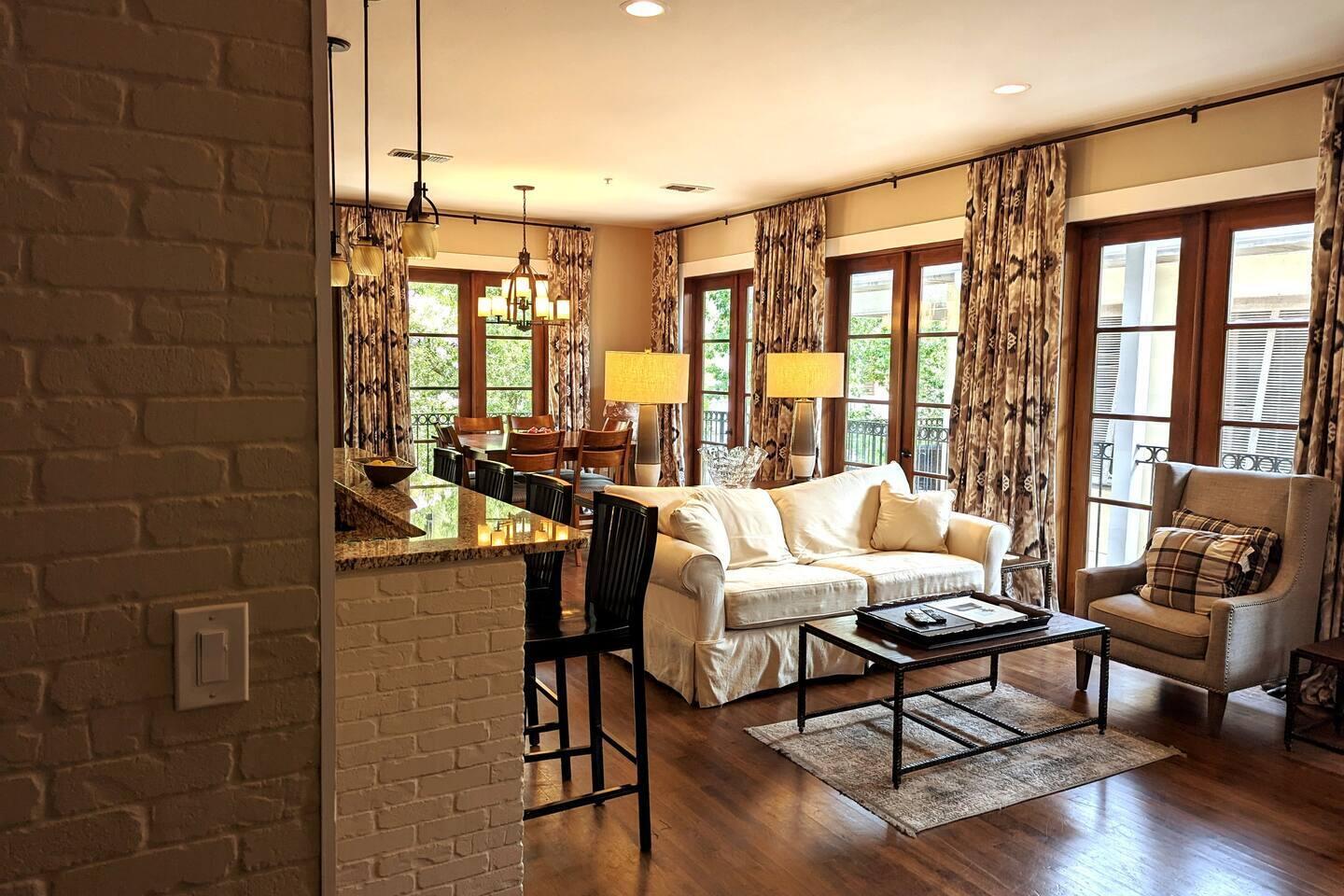 FISHERMAN'S VILLAGE - Residential