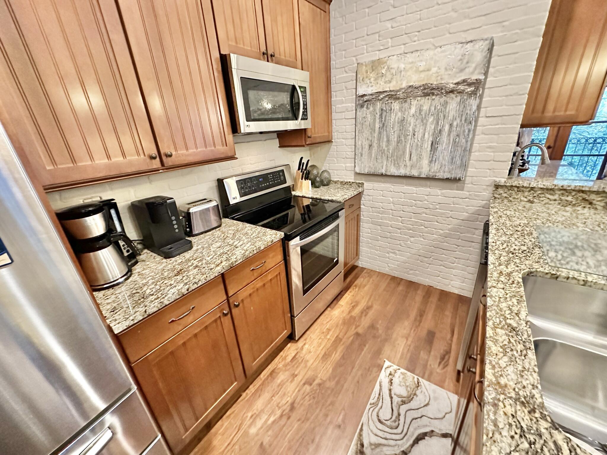 FISHERMAN'S VILLAGE - Residential